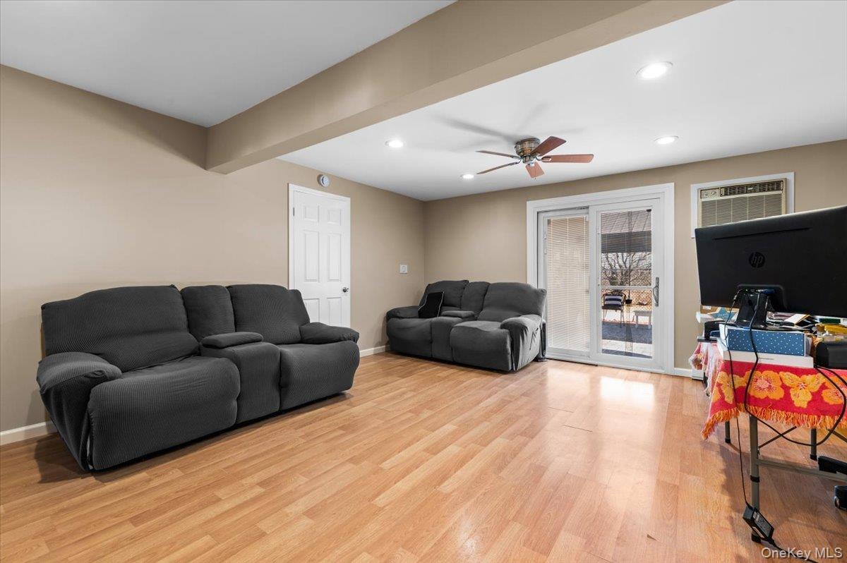 Single Family Slate Lane  Nassau County, NY 11756, MLS-982104-8