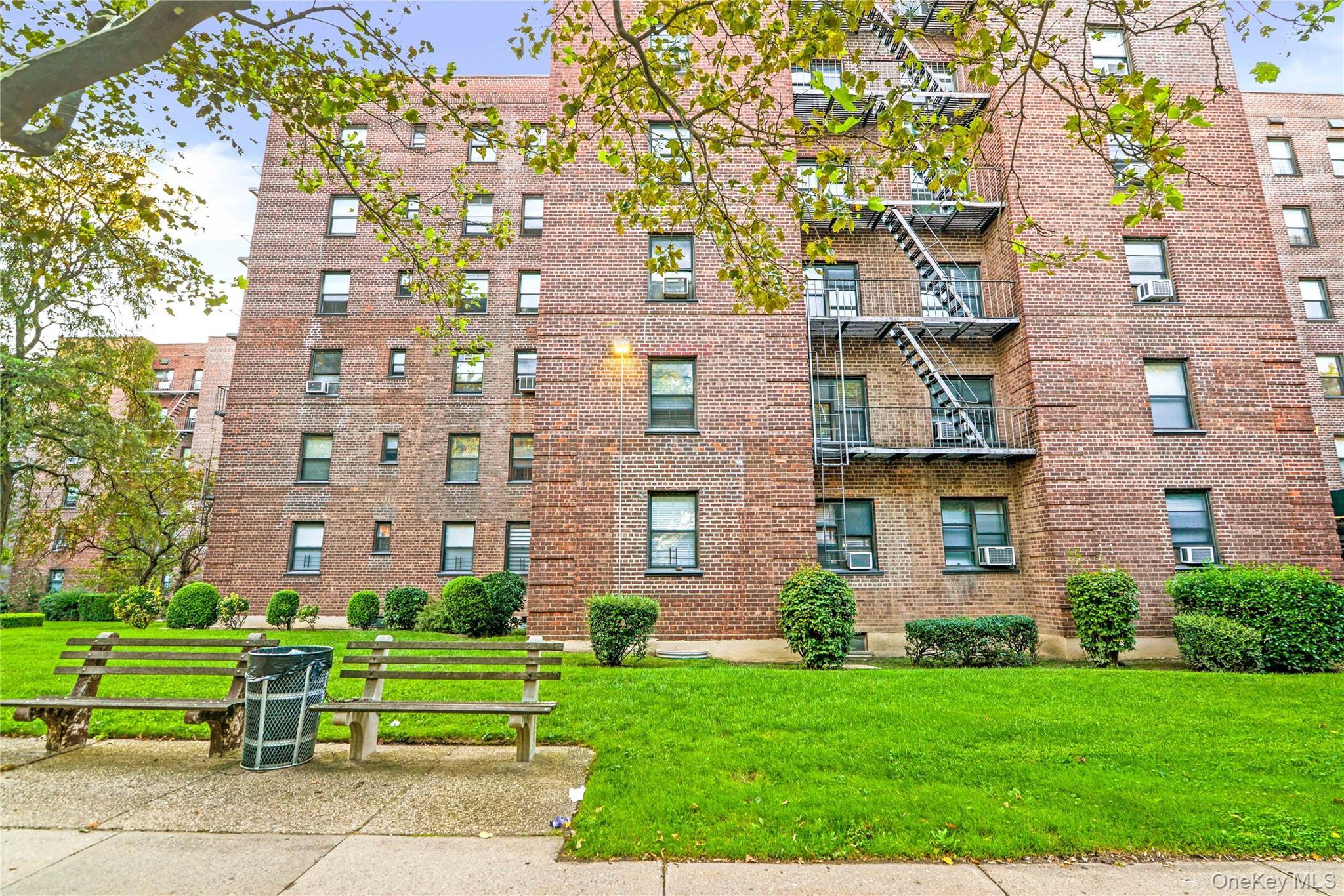 Coop Union  Queens, NY 11354, MLS-982108-4