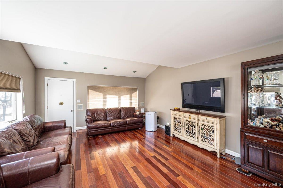 Single Family 34th Queens, NY 11358, MLS-982109-11