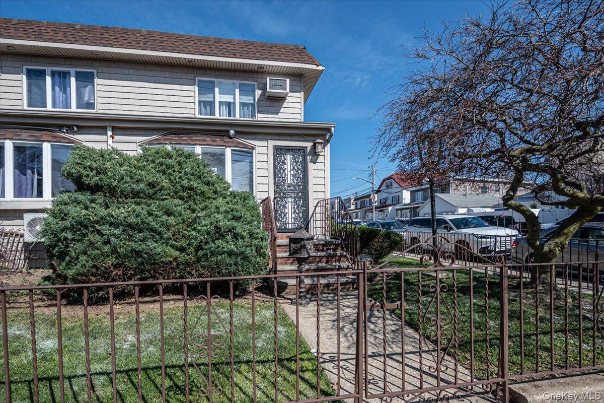 Single Family 34th Queens, NY 11358, MLS-982109-3
