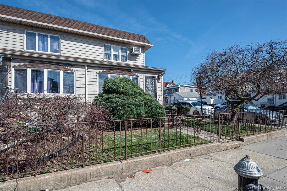 Single Family 34th Queens, NY 11358, MLS-982109-4