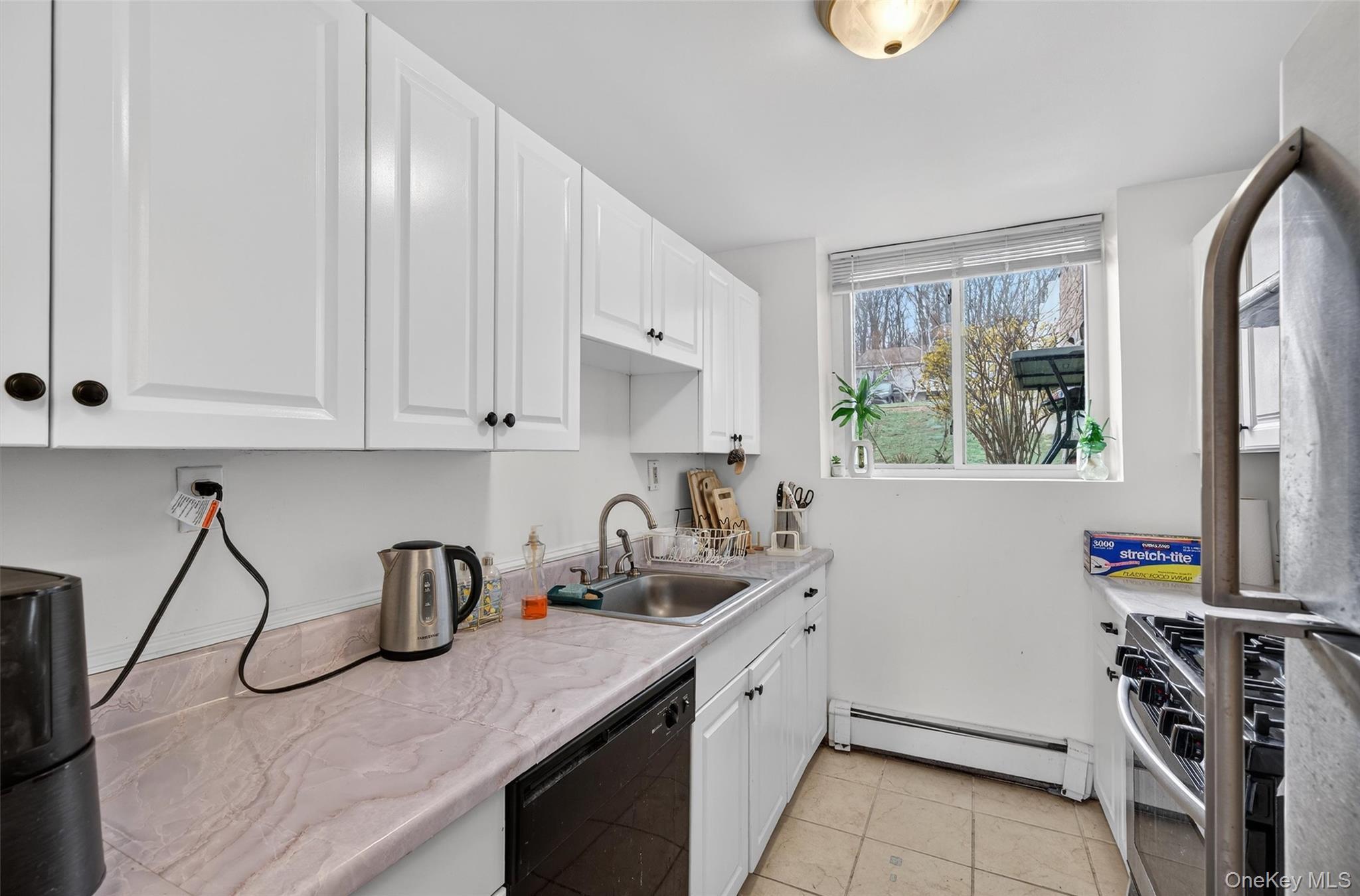 Condo Concord Orange County, NY 10940, MLS-982111-13