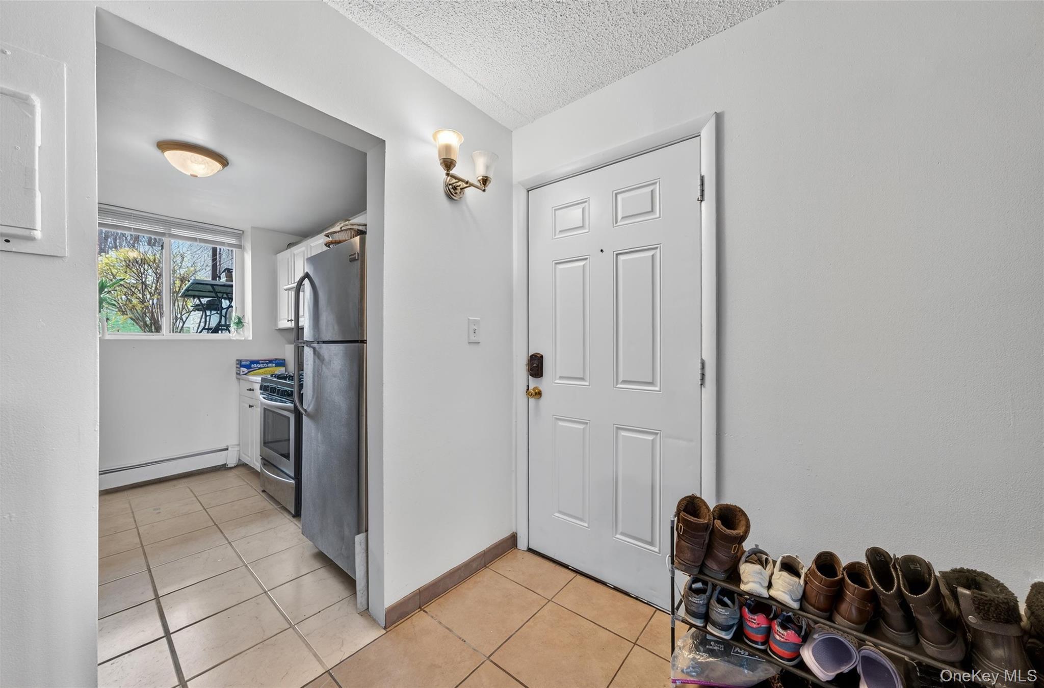 Condo Concord Orange County, NY 10940, MLS-982111-17