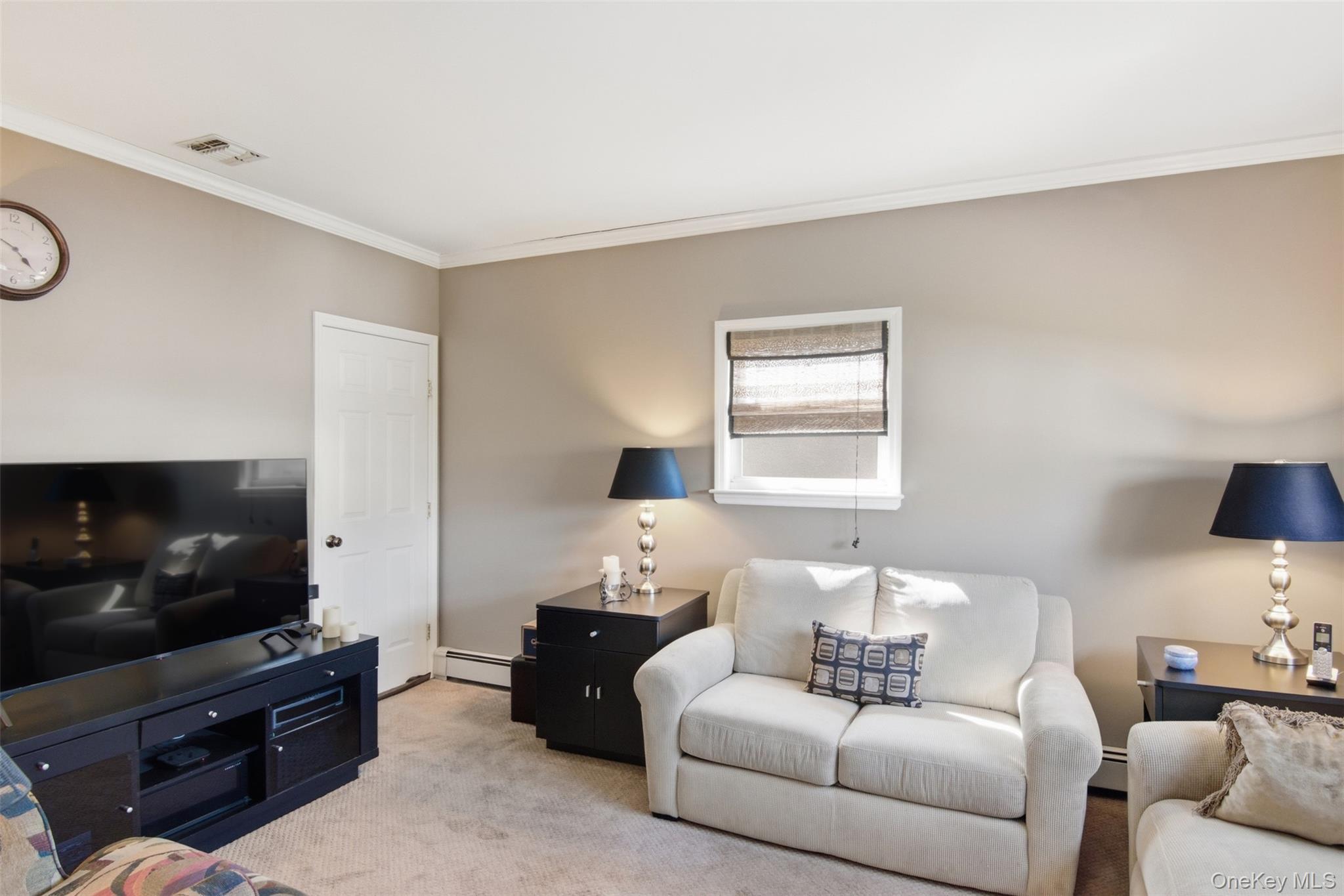 Single Family Avenue D Suffolk County, NY 11741, MLS-982116-27