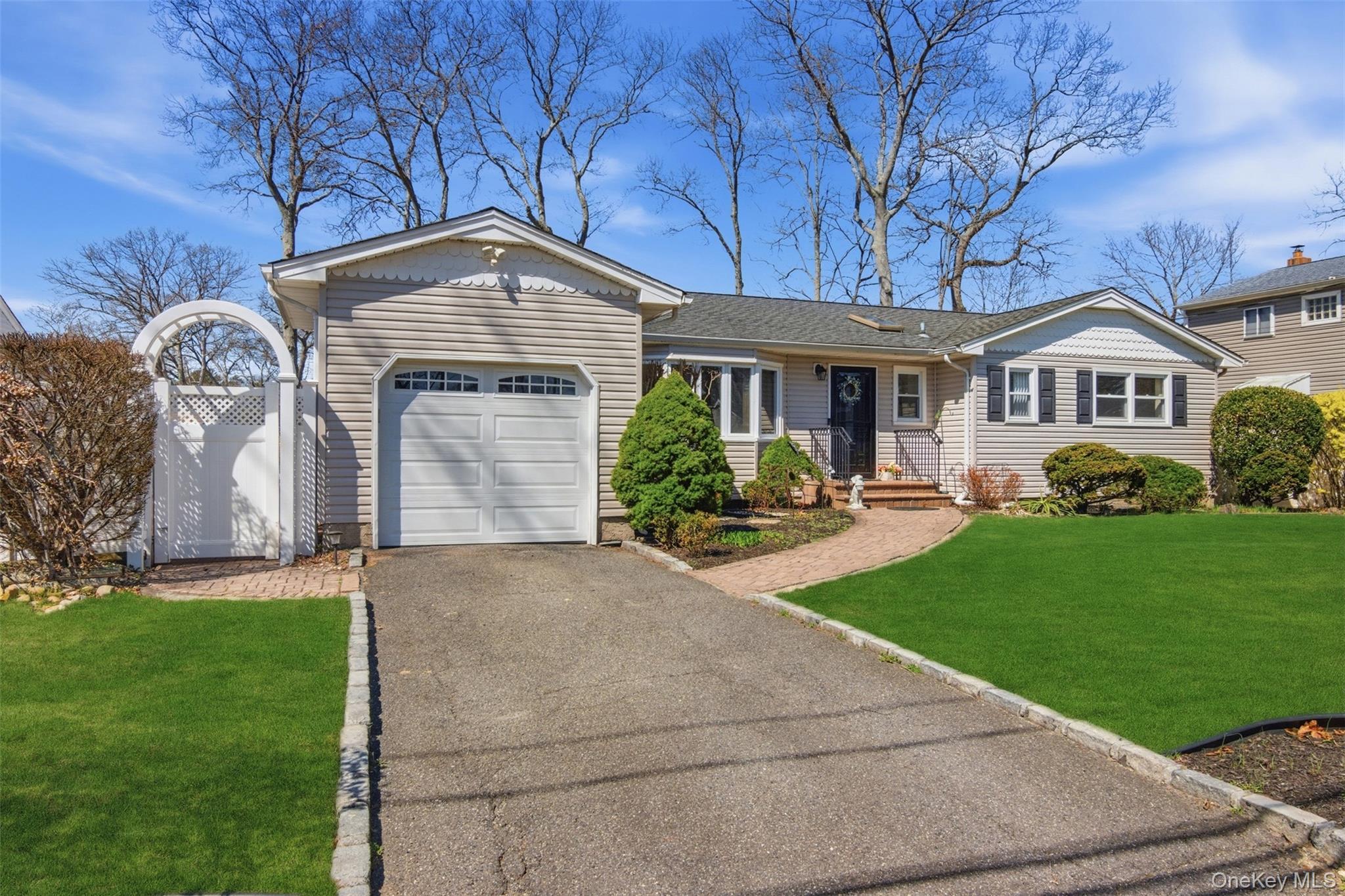 Single Family Avenue D Suffolk County, NY 11741, MLS-982116-3