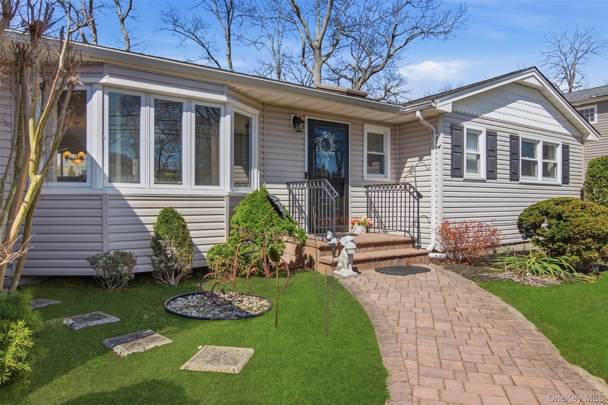 Single Family Avenue D Suffolk County, NY 11741, MLS-982116-4