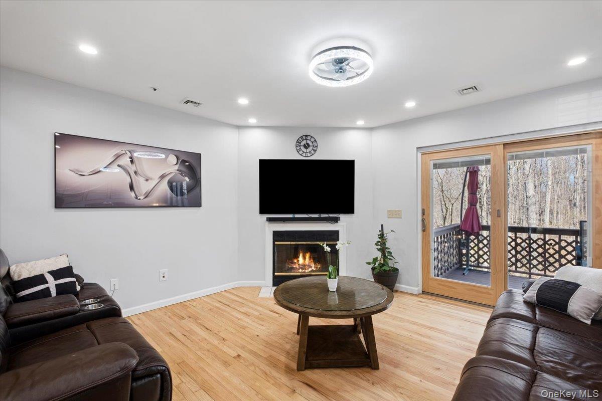 Single Family Sandpiper  Westchester County, NY 10598, MLS-982129-13