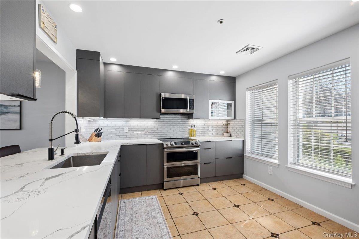 Single Family Sandpiper  Westchester County, NY 10598, MLS-982129-3