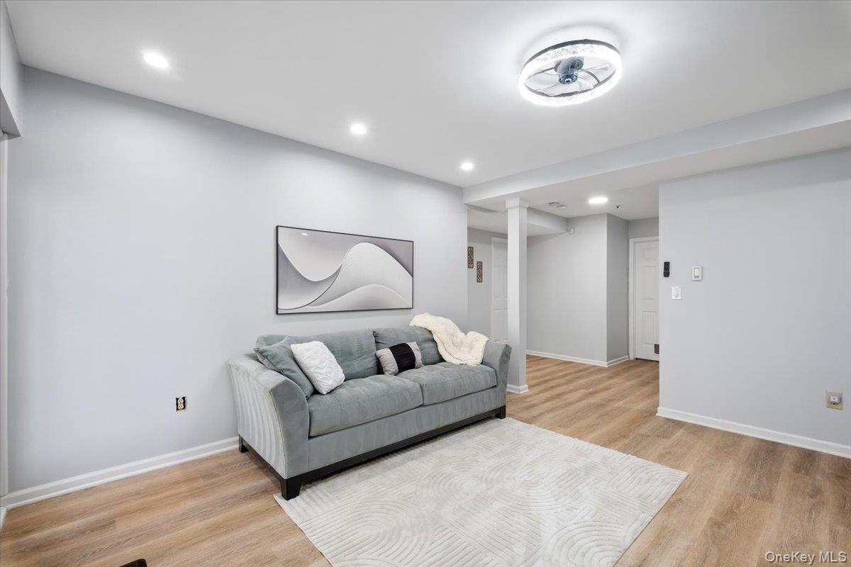 Single Family Sandpiper  Westchester County, NY 10598, MLS-982129-33