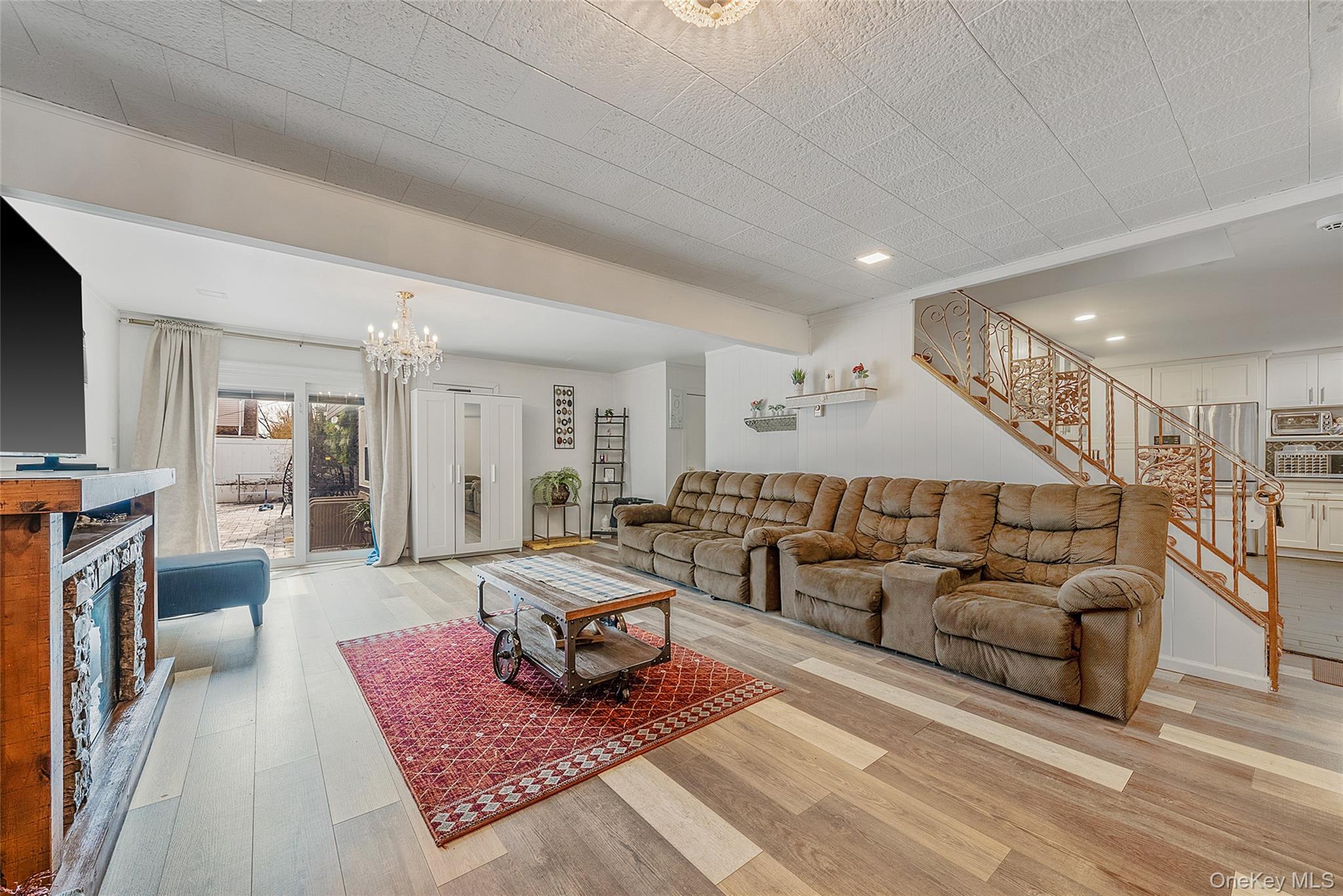 Single Family Drake  Nassau County, NY 11756, MLS-982133-12