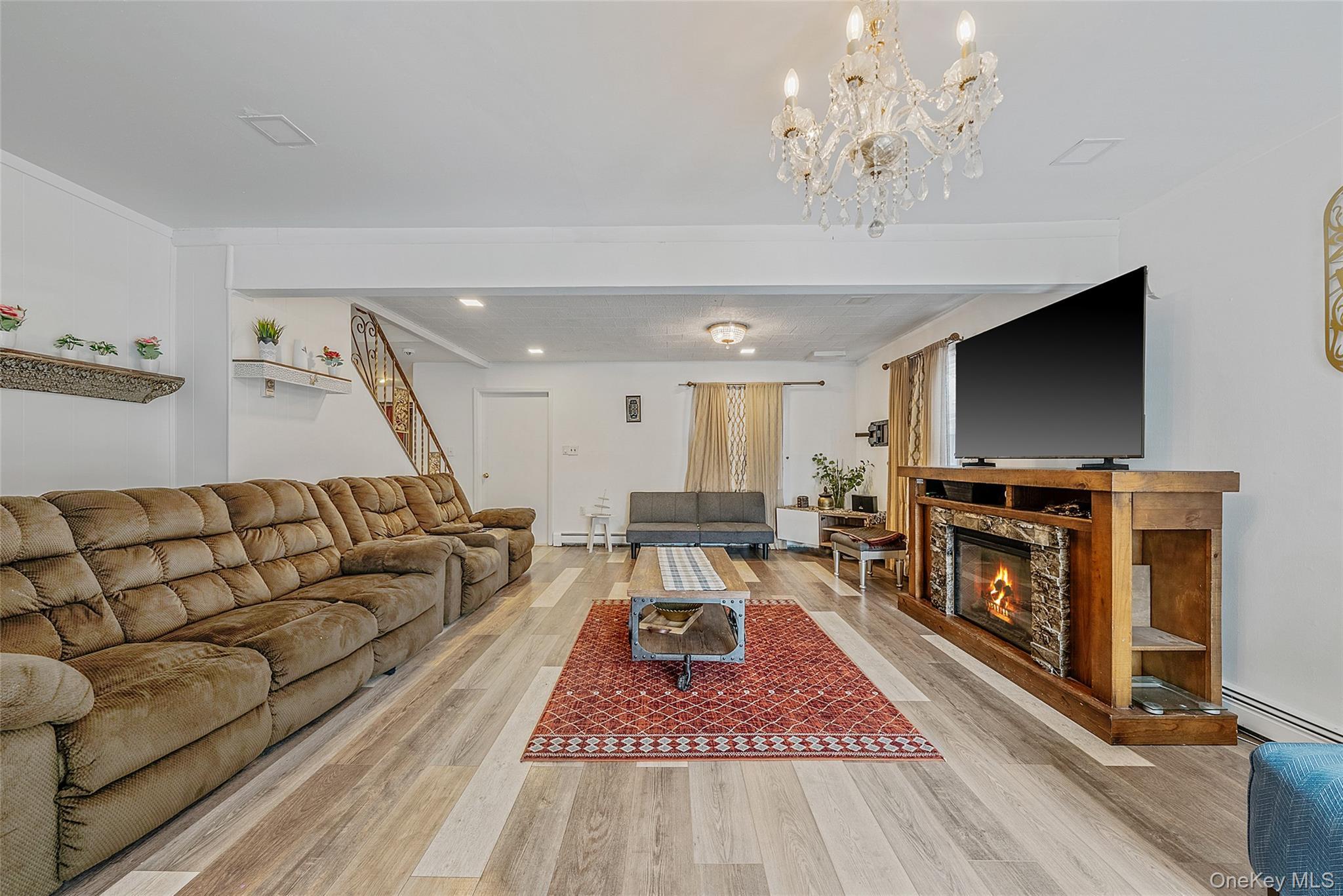 Single Family Drake  Nassau County, NY 11756, MLS-982133-13
