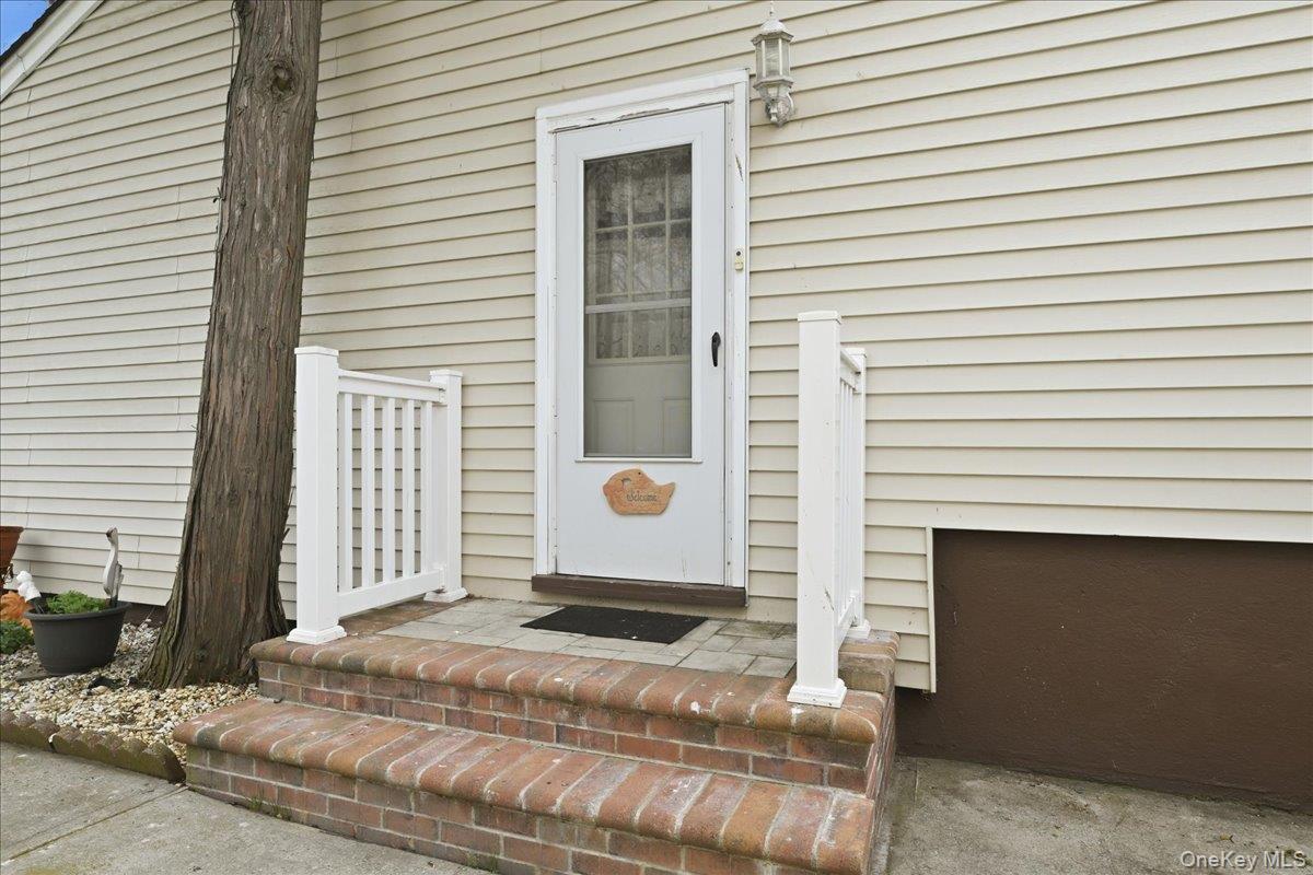 Single Family Jasmine  Nassau County, NY 11581, MLS-982143-33