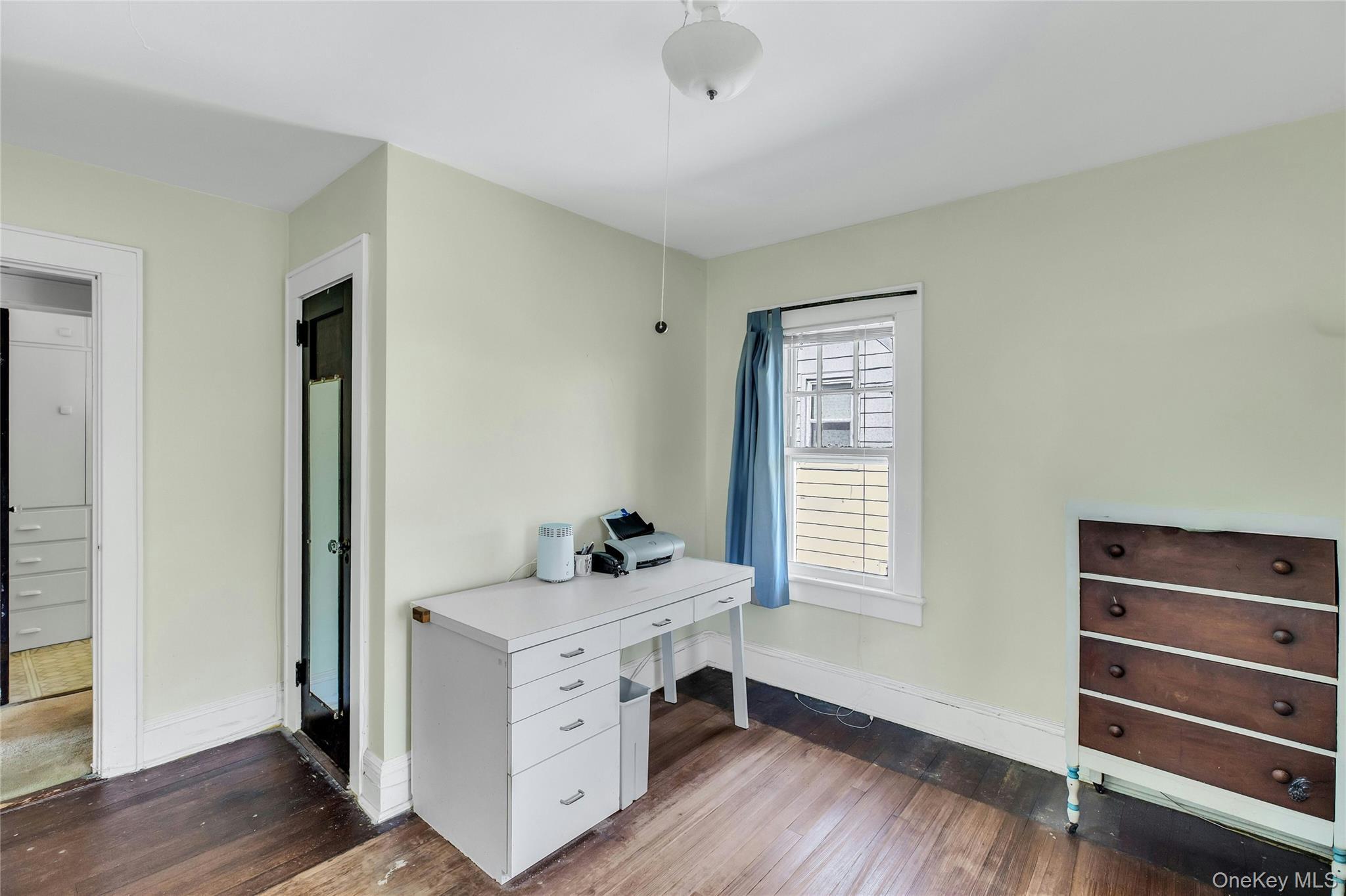 Single Family Stuyvesant  Nassau County, NY 11566, MLS-982152-14