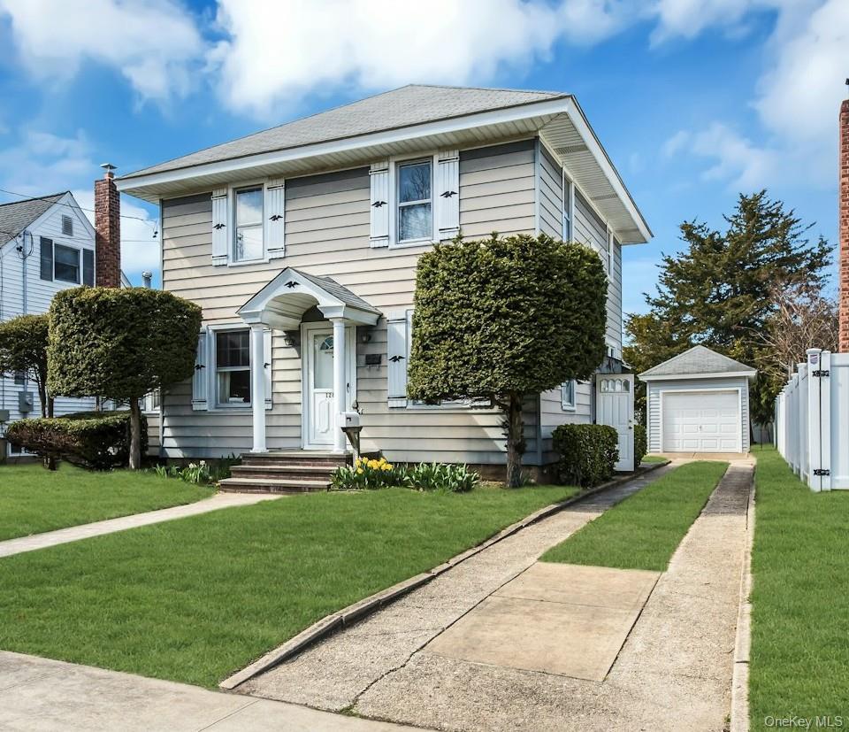 Single Family Stuyvesant  Nassau County, NY 11566, MLS-982152-2