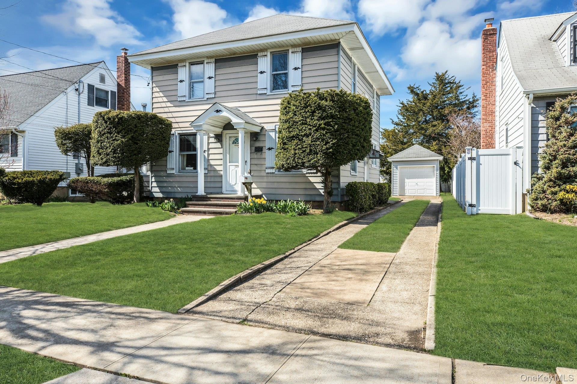 Single Family Stuyvesant  Nassau County, NY 11566, MLS-982152-4