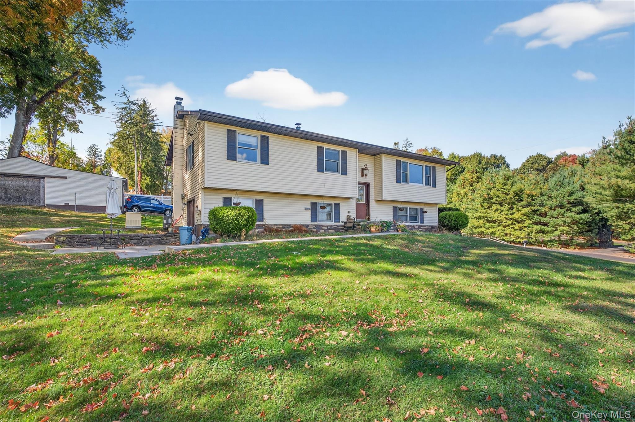 Single Family Mount Rose  Ulster County, NY 12542, MLS-982168-2