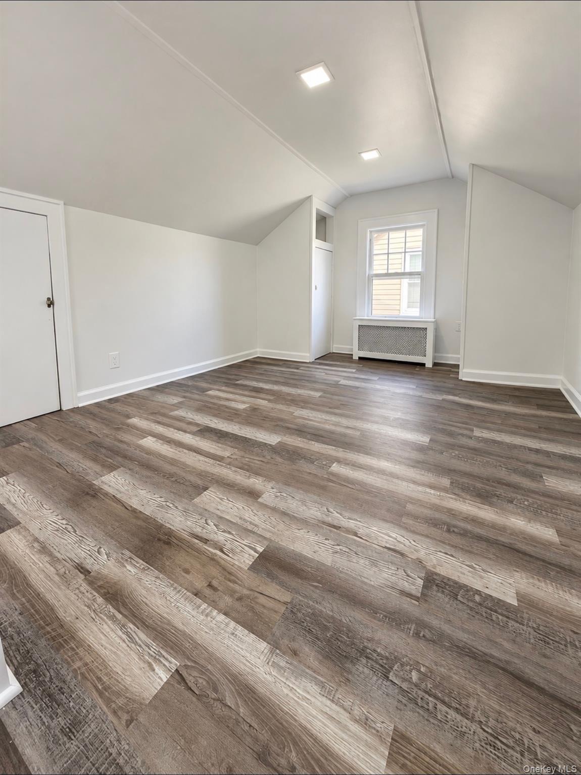 Single Family 79th Avenue  Queens, NY 11385, MLS-982181-12