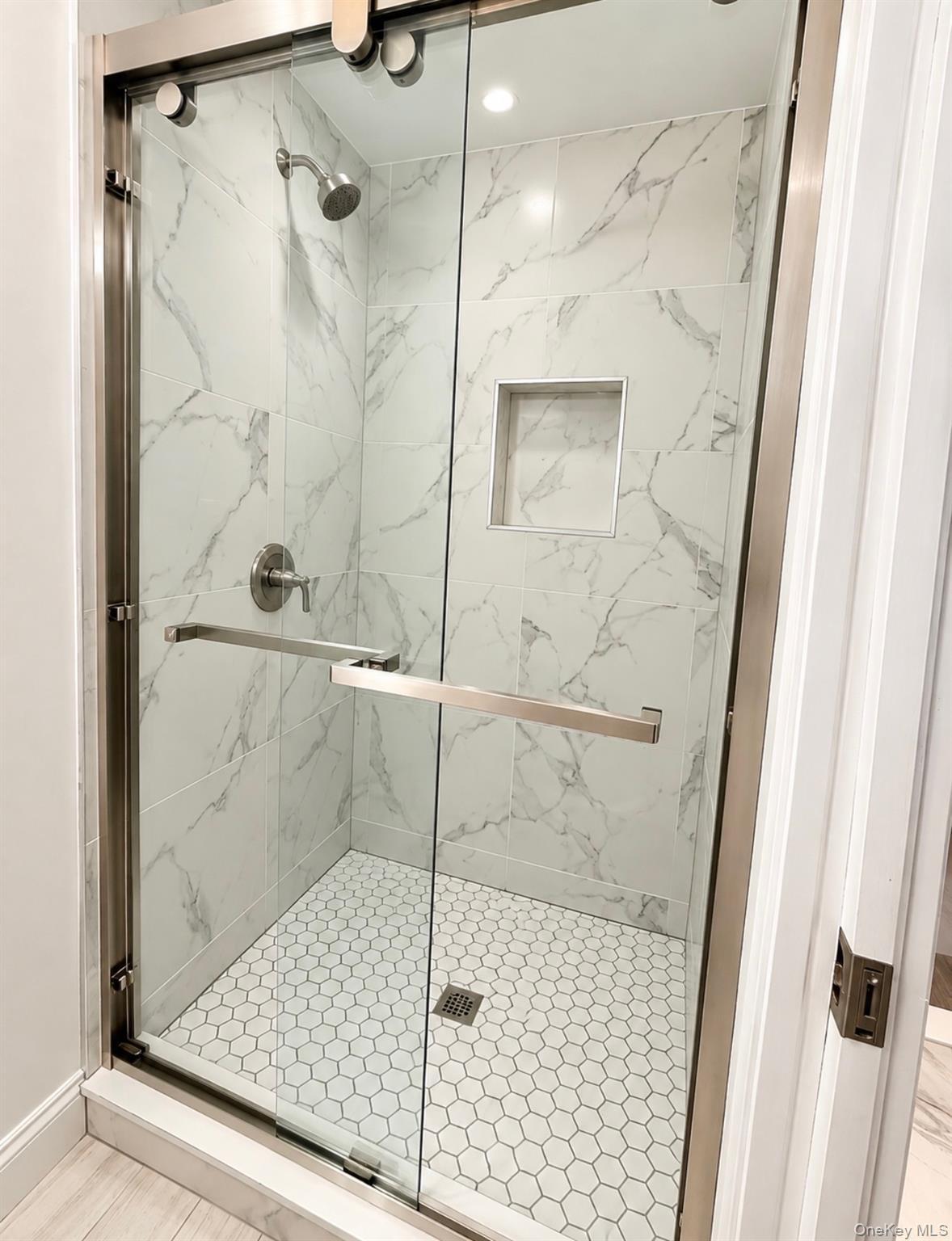Single Family 79th Avenue  Queens, NY 11385, MLS-982181-13