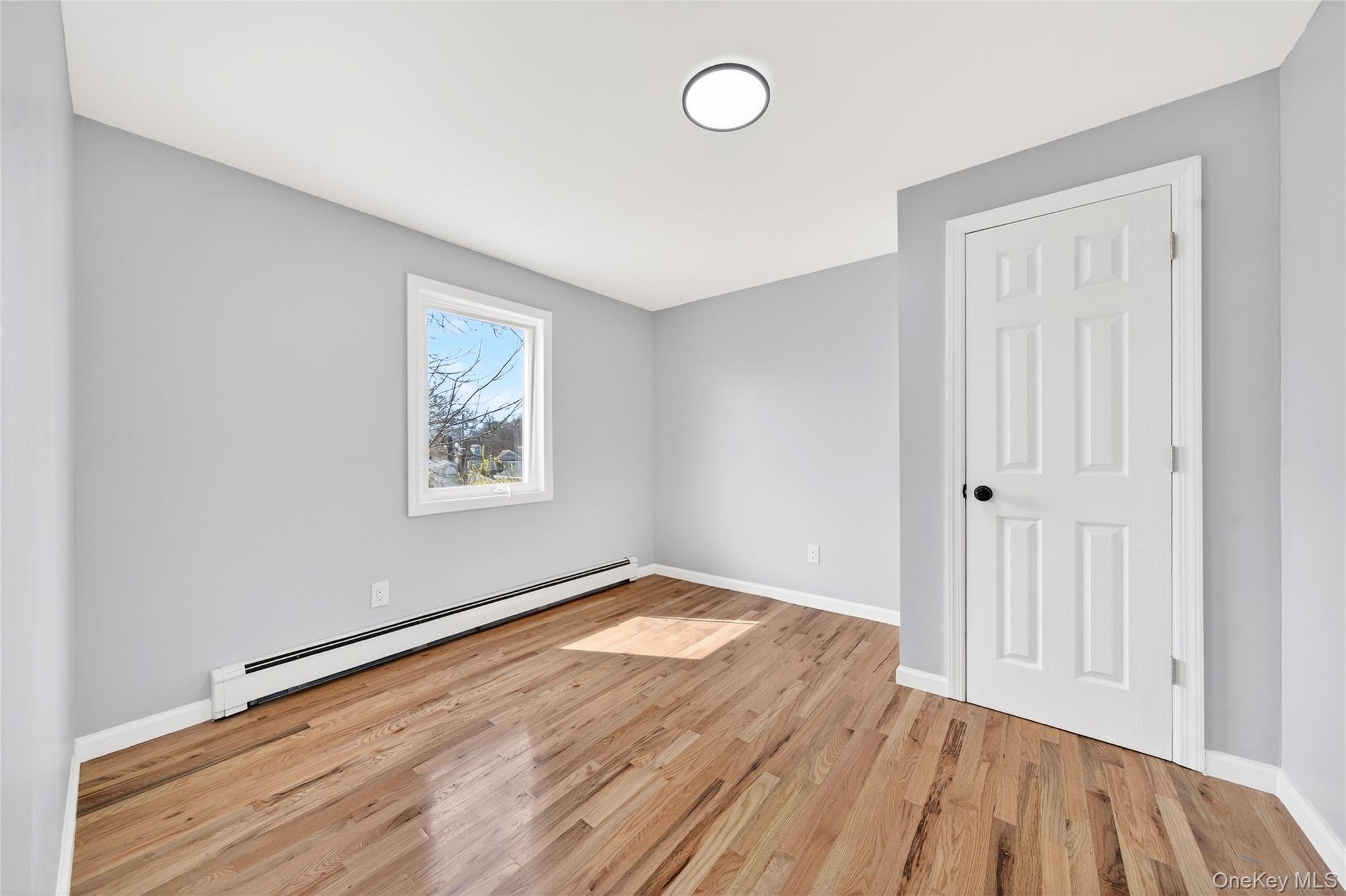 Single Family Madison Nassau County, NY 11550, MLS-982187-6