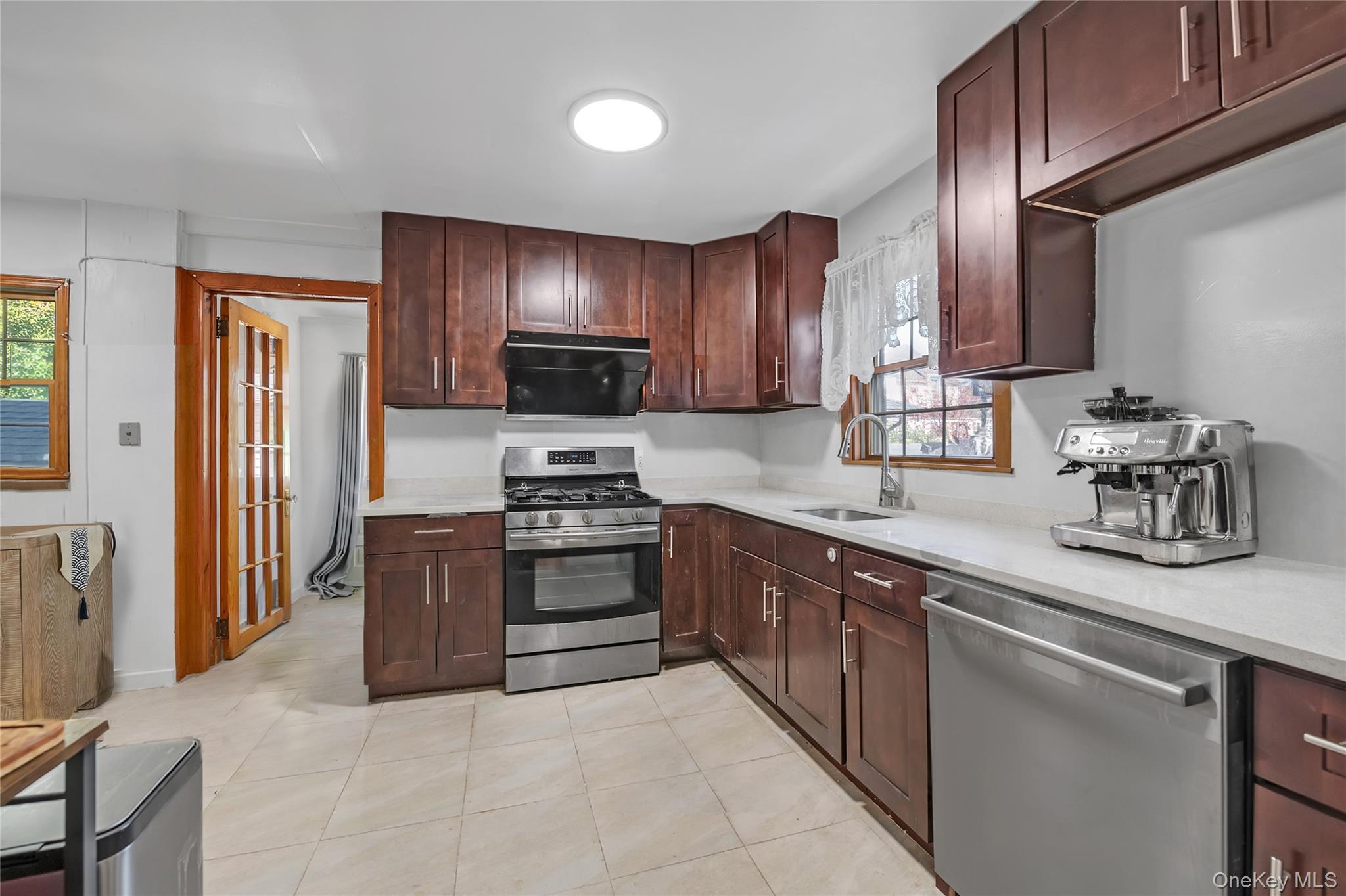 Single Family 218th Street Queens, NY 11361, MLS-982199-6