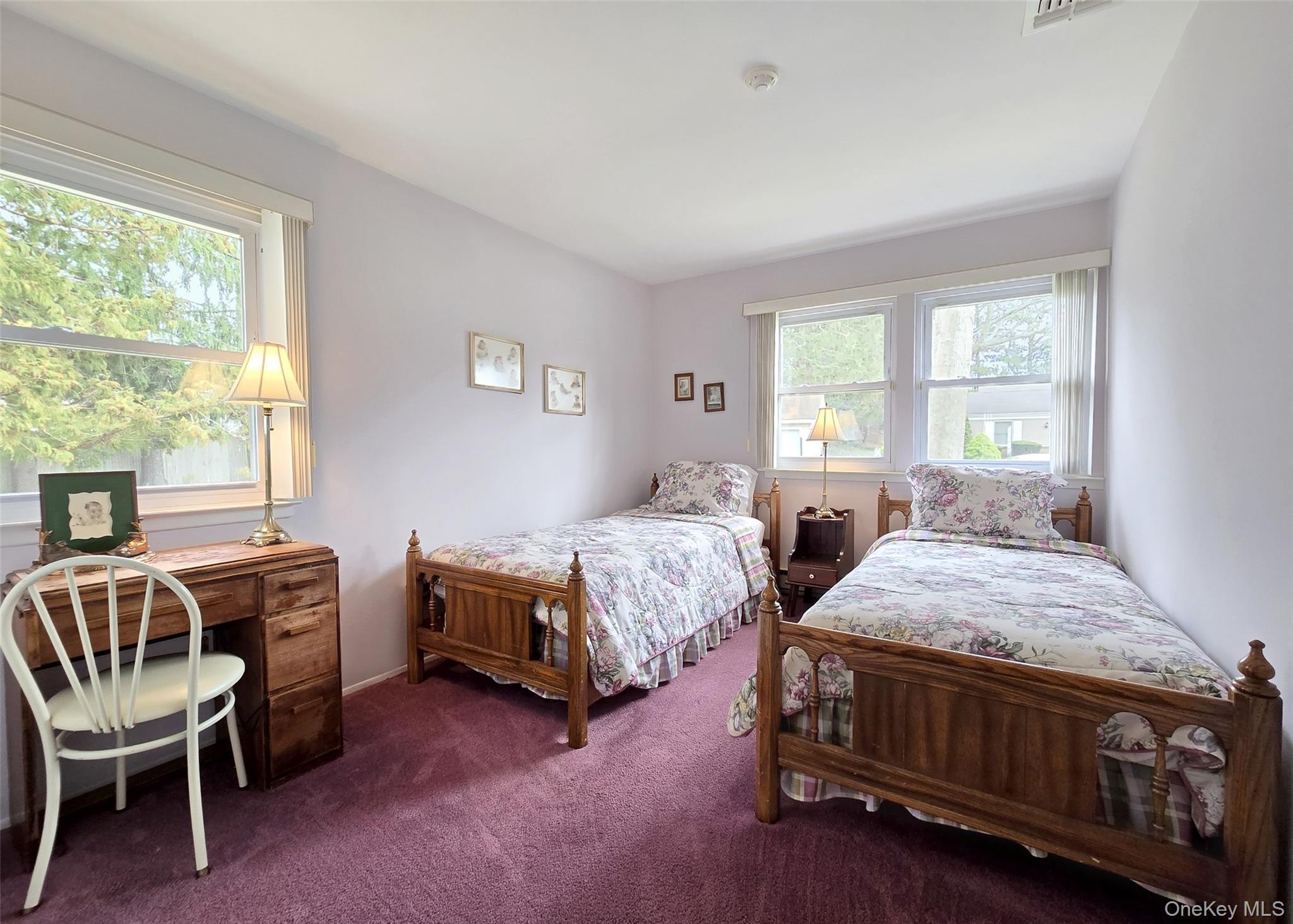 Condo Freemont  Suffolk County, NY 11727, MLS-982205-10