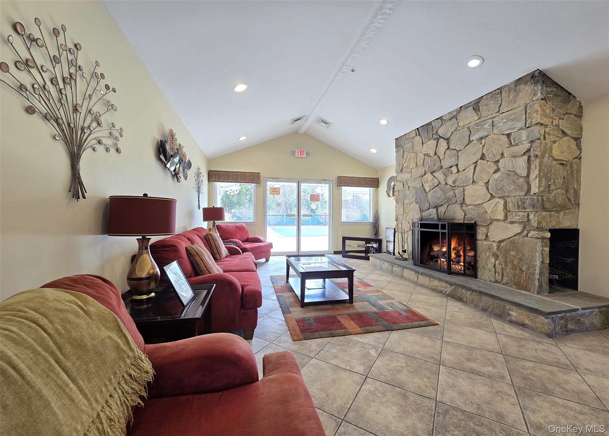 Condo Freemont  Suffolk County, NY 11727, MLS-982205-17