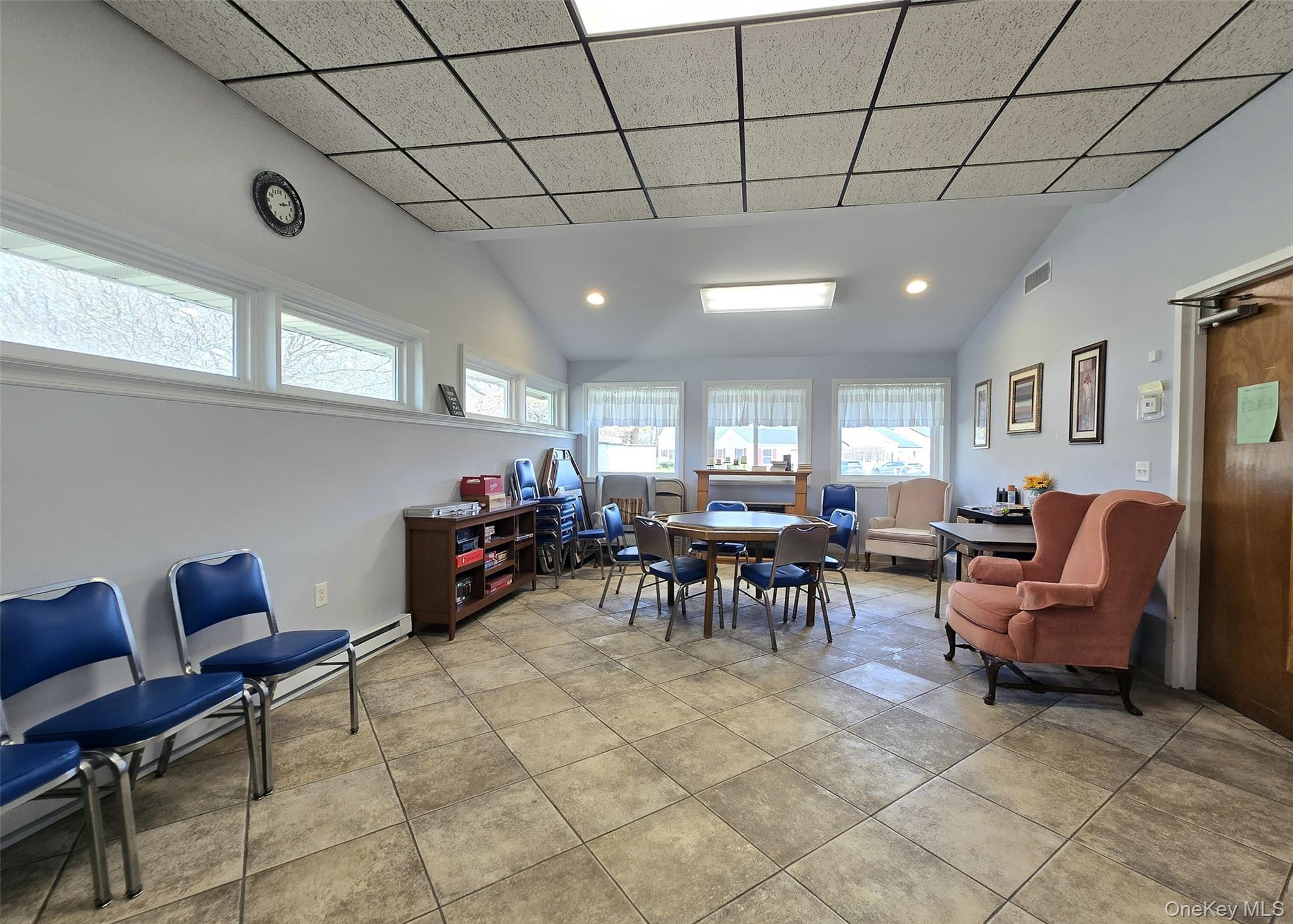 Condo Freemont  Suffolk County, NY 11727, MLS-982205-20