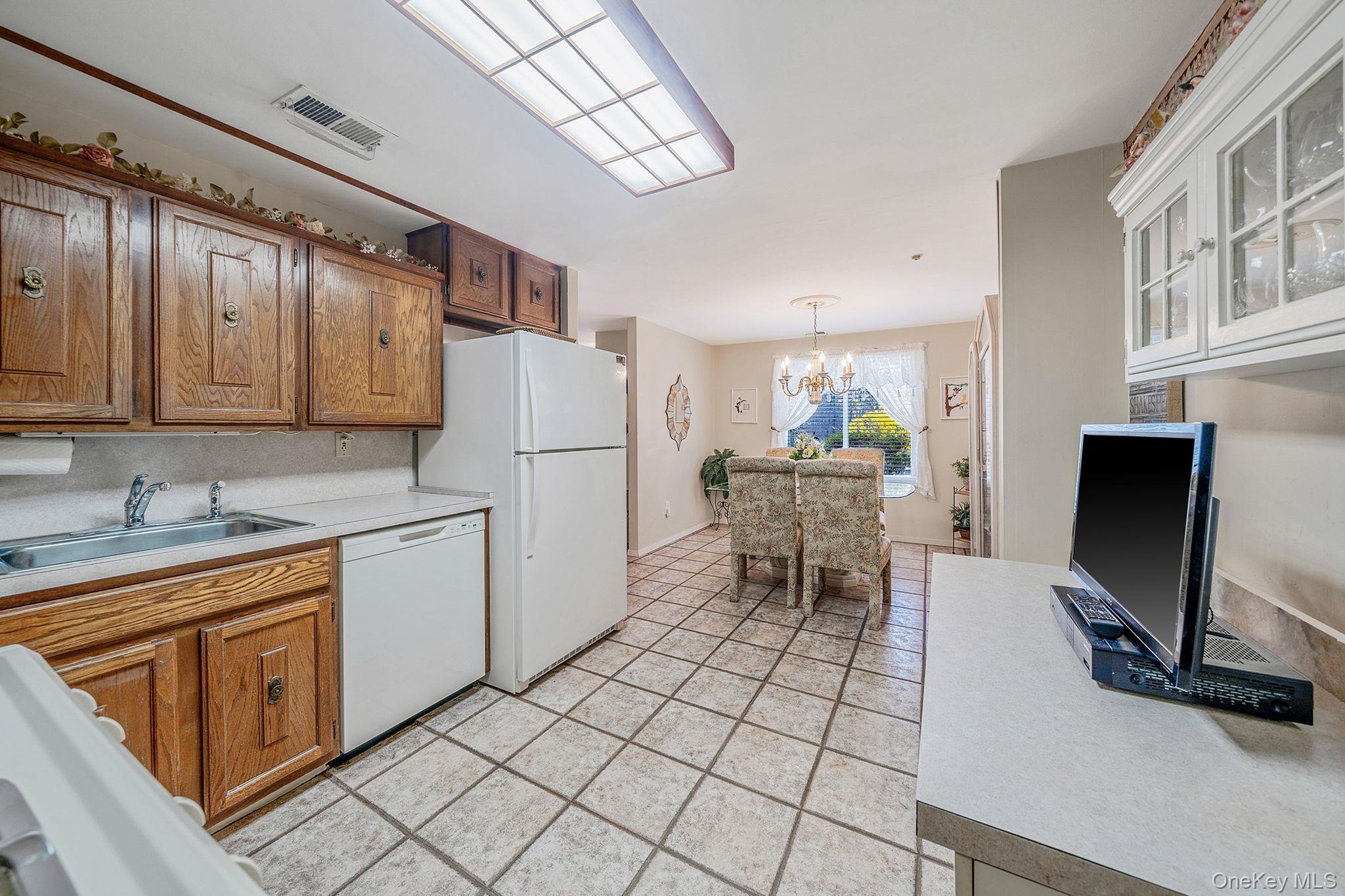 Condo Birchwood  Suffolk County, NY 11763, MLS-982215-14