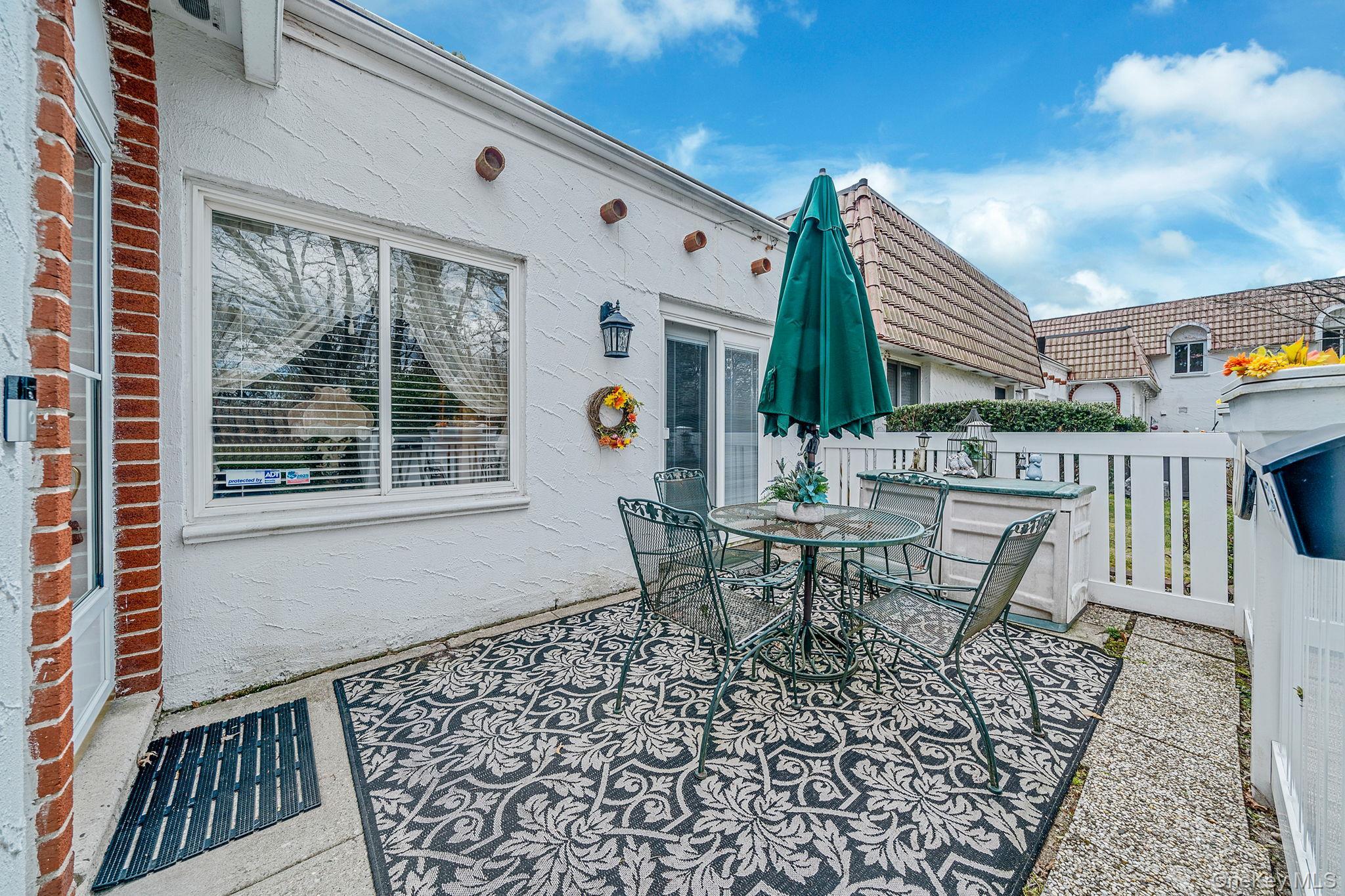 Condo Birchwood  Suffolk County, NY 11763, MLS-982215-2