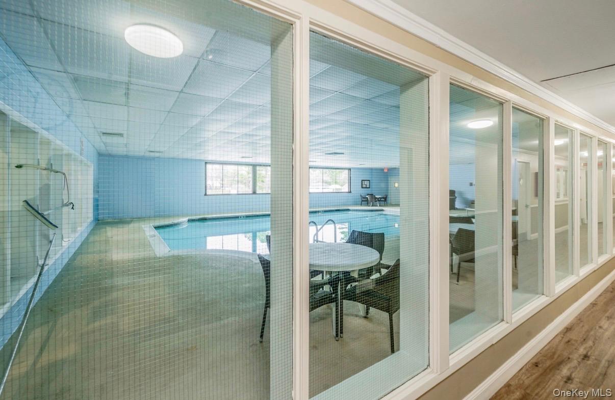 Condo Birchwood  Suffolk County, NY 11763, MLS-982215-27