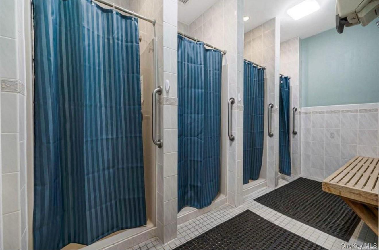 Condo Birchwood  Suffolk County, NY 11763, MLS-982215-32