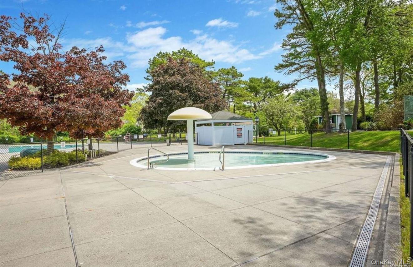 Condo Birchwood  Suffolk County, NY 11763, MLS-982215-38