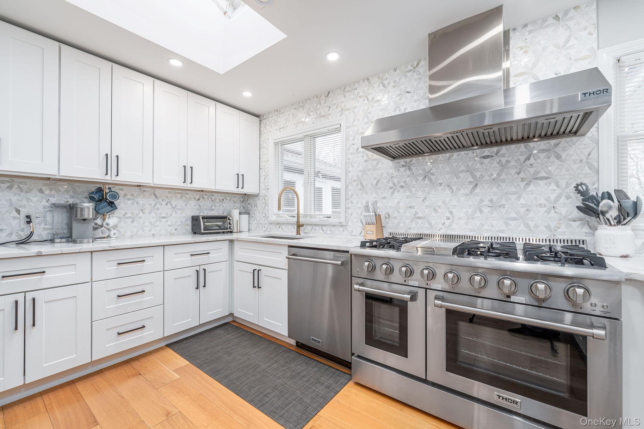 Single Family Main Road Suffolk County, NY 11939, MLS-982221-6