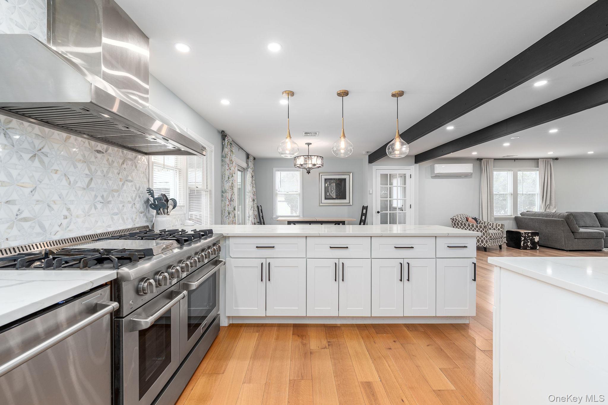 Single Family Main Road Suffolk County, NY 11939, MLS-982221-7