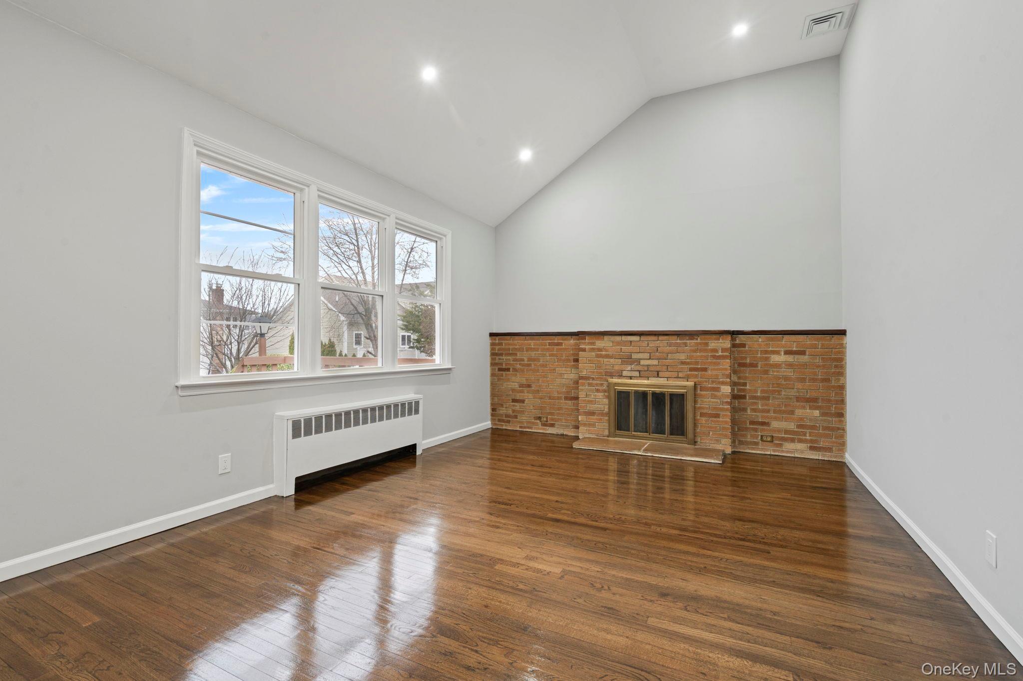 Single Family Hampton  Nassau County, NY 11783, MLS-982238-11
