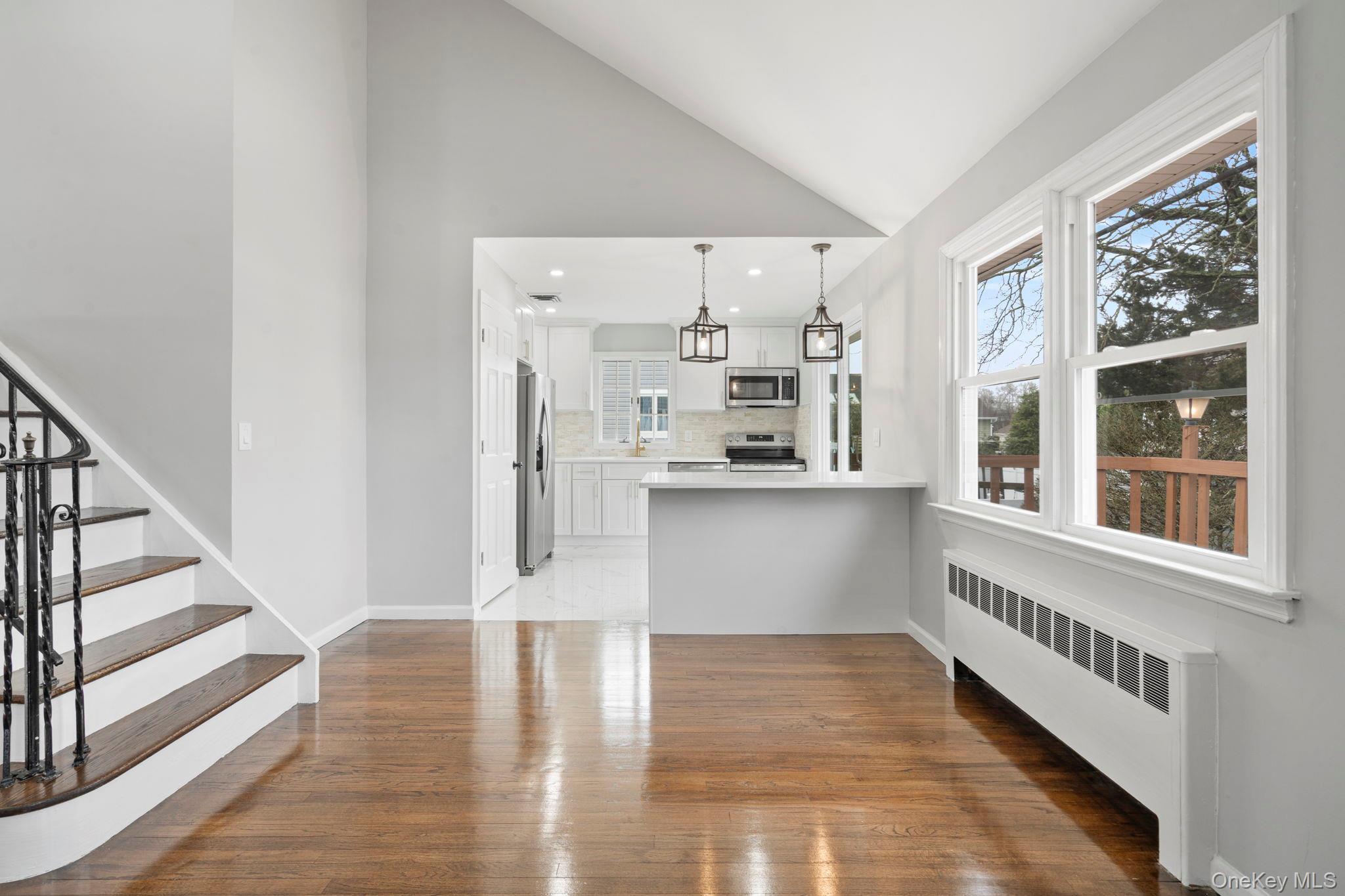Single Family Hampton  Nassau County, NY 11783, MLS-982238-13
