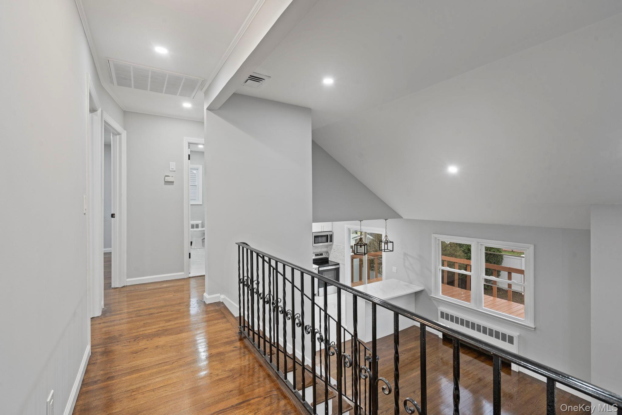 Single Family Hampton  Nassau County, NY 11783, MLS-982238-34