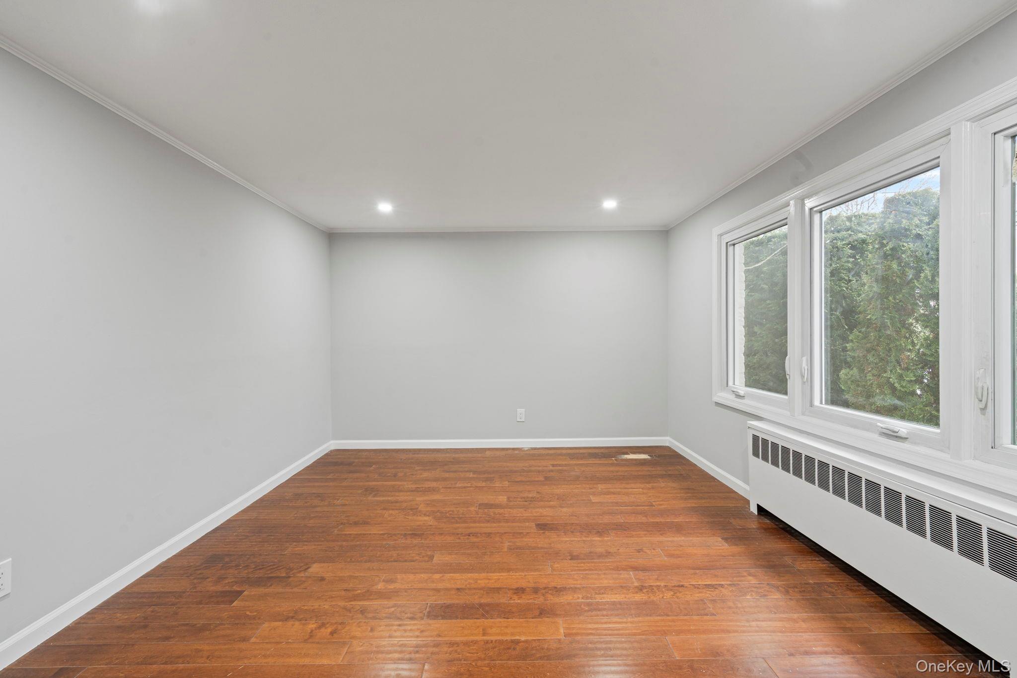 Single Family Hampton  Nassau County, NY 11783, MLS-982238-6