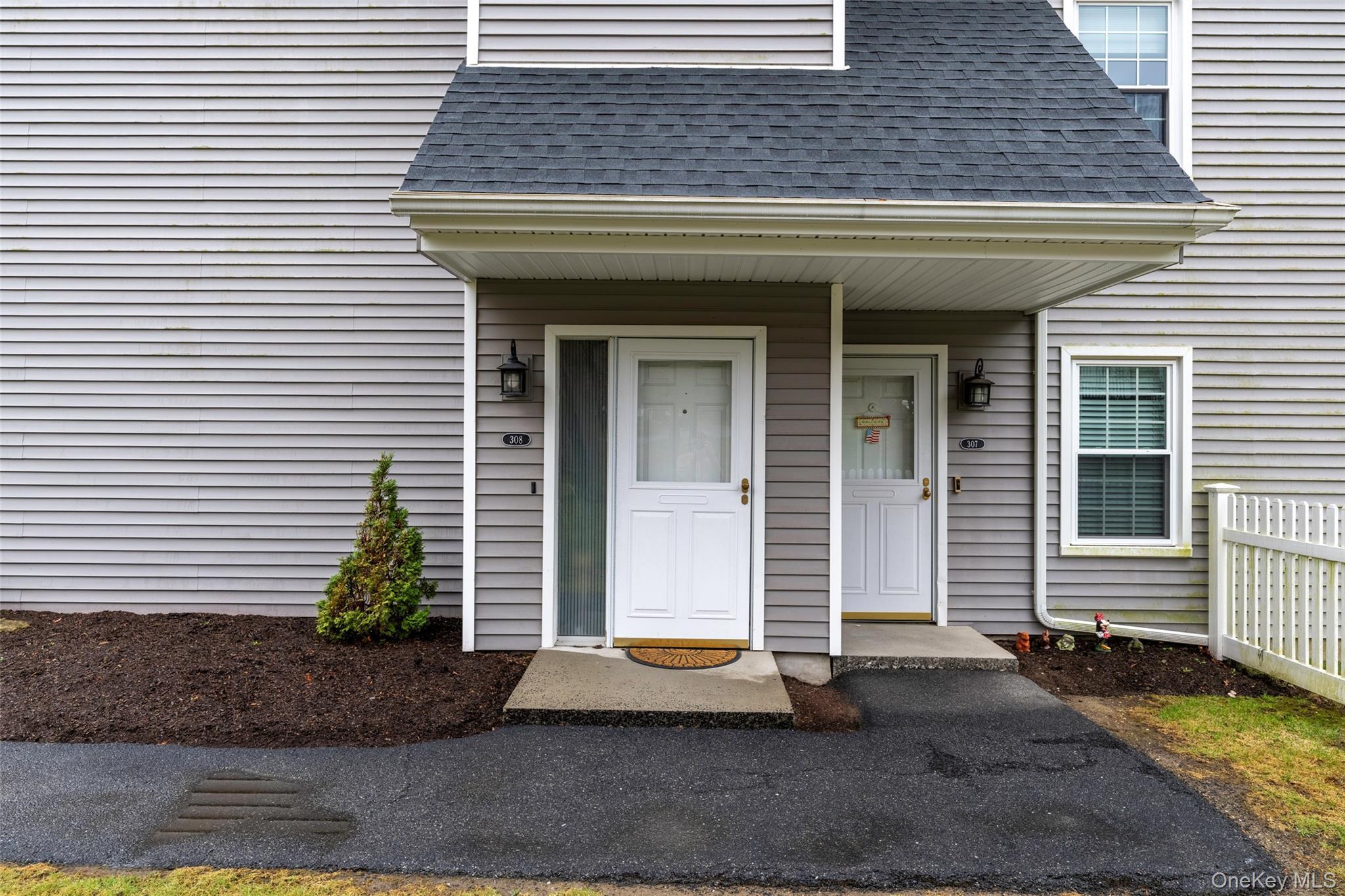 Condo Misty Hills Putnam County, NY 10512, MLS-982239-14