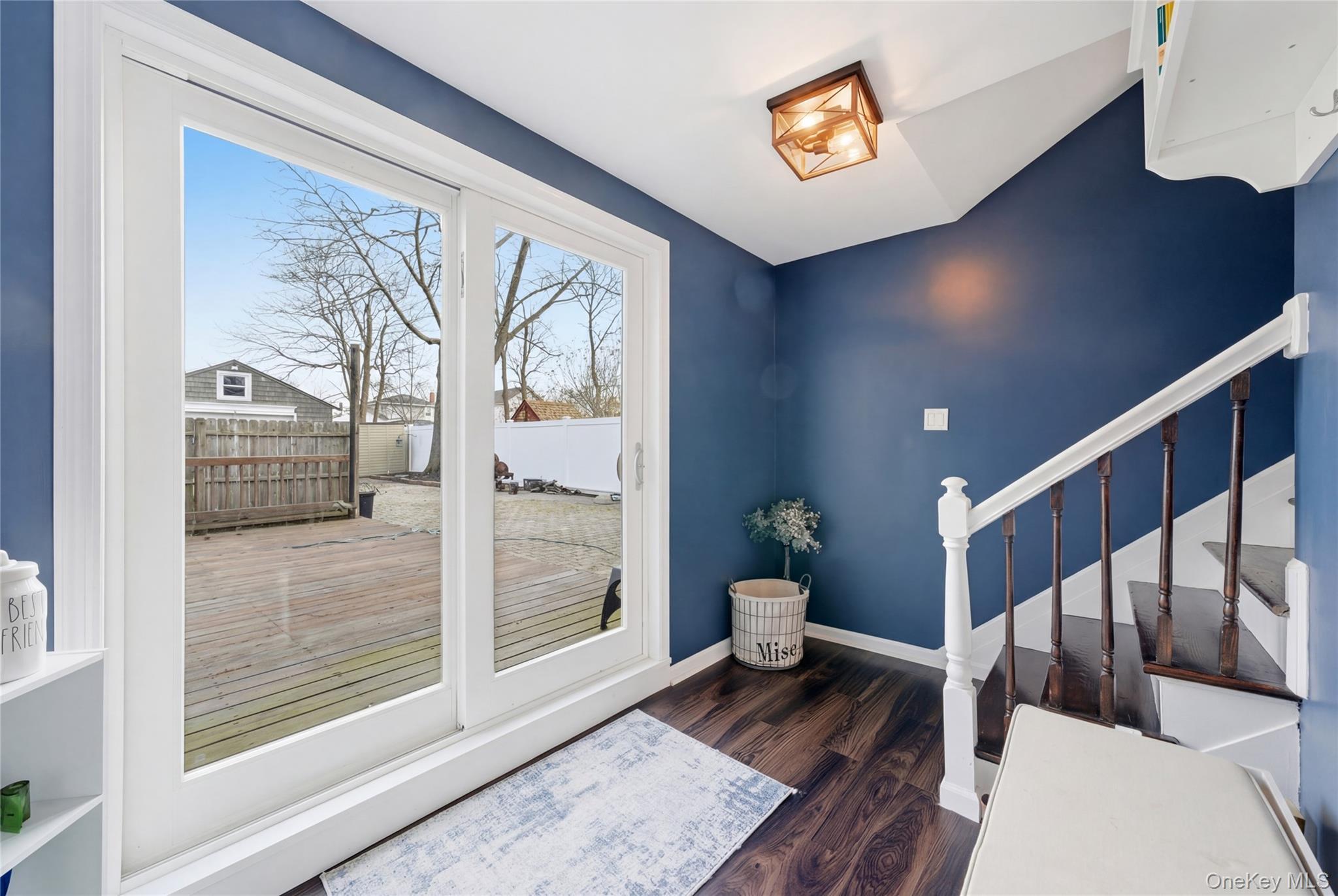 Single Family Oak  Suffolk County, NY 11772, MLS-982250-16