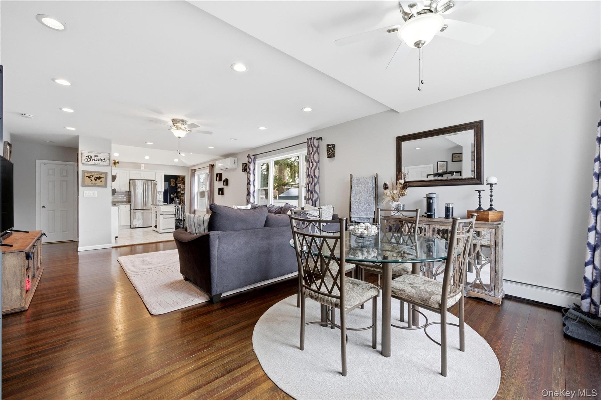 Single Family Oak  Suffolk County, NY 11772, MLS-982250-3