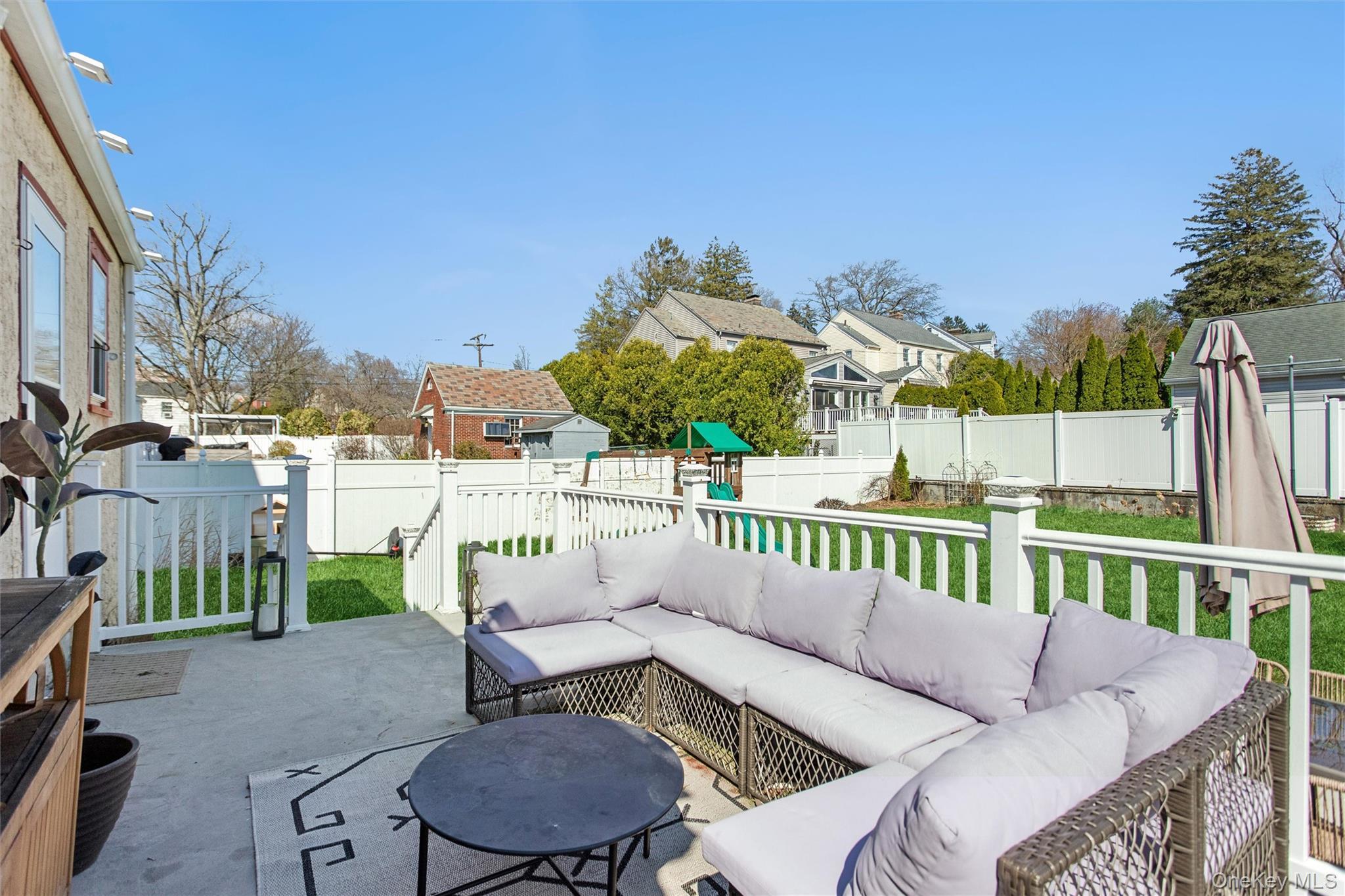 Single Family Regent  Westchester County, NY 10573, MLS-982253-25
