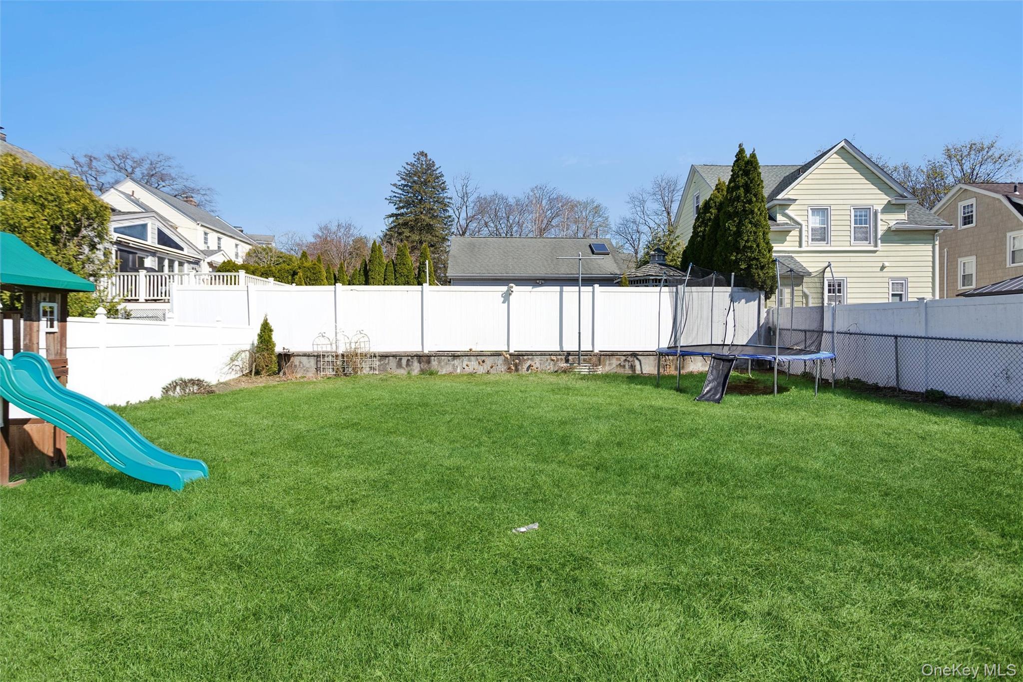 Single Family Regent  Westchester County, NY 10573, MLS-982253-28