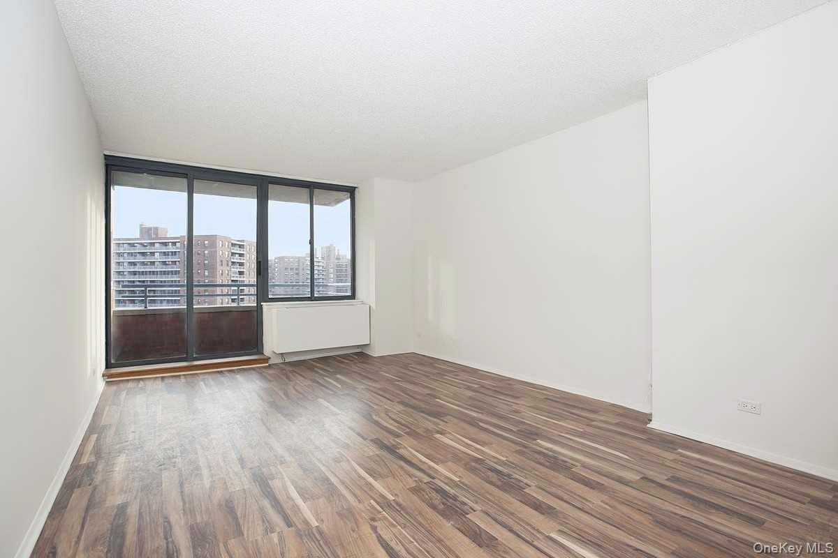 Condo 97th  Queens, NY 11374, MLS-982254-2