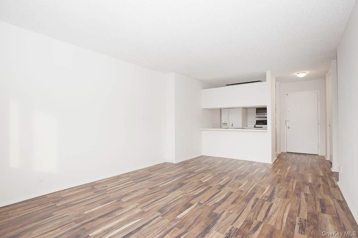 Condo 97th  Queens, NY 11374, MLS-982254-4