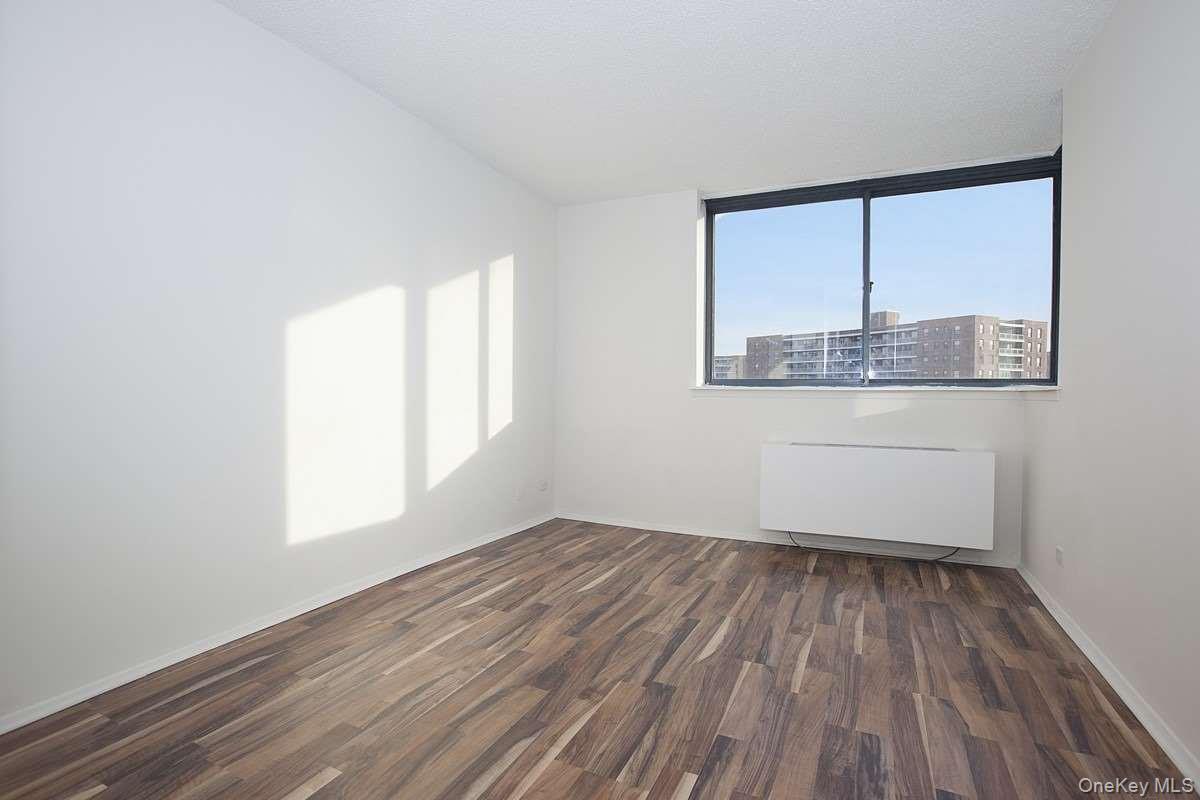 Condo 97th  Queens, NY 11374, MLS-982254-6