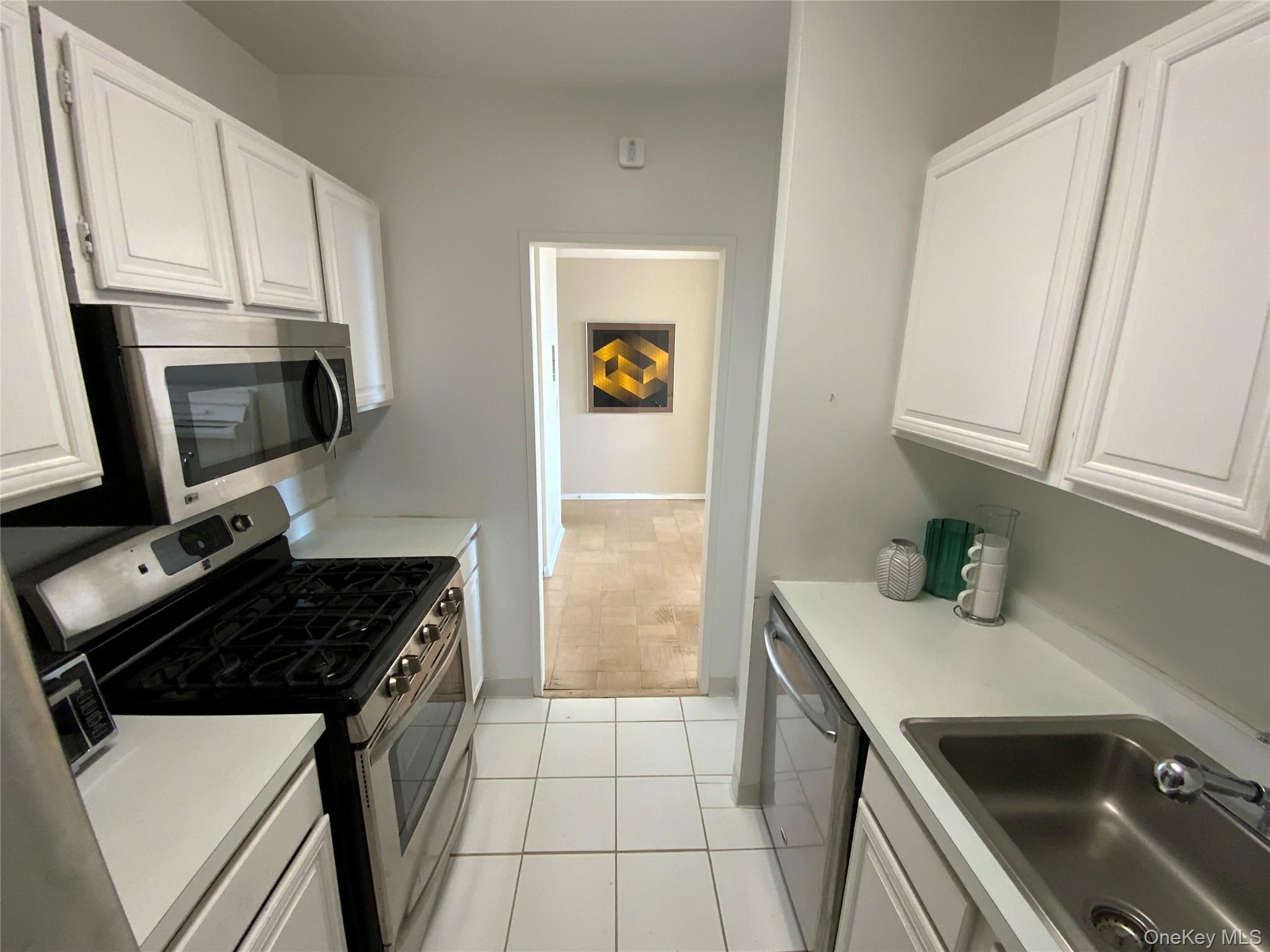 Coop Grand Central  Queens, NY 11005, MLS-982265-11