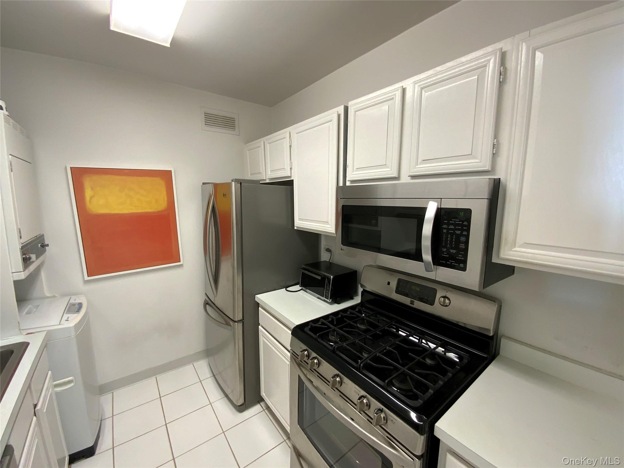 Coop Grand Central  Queens, NY 11005, MLS-982265-9