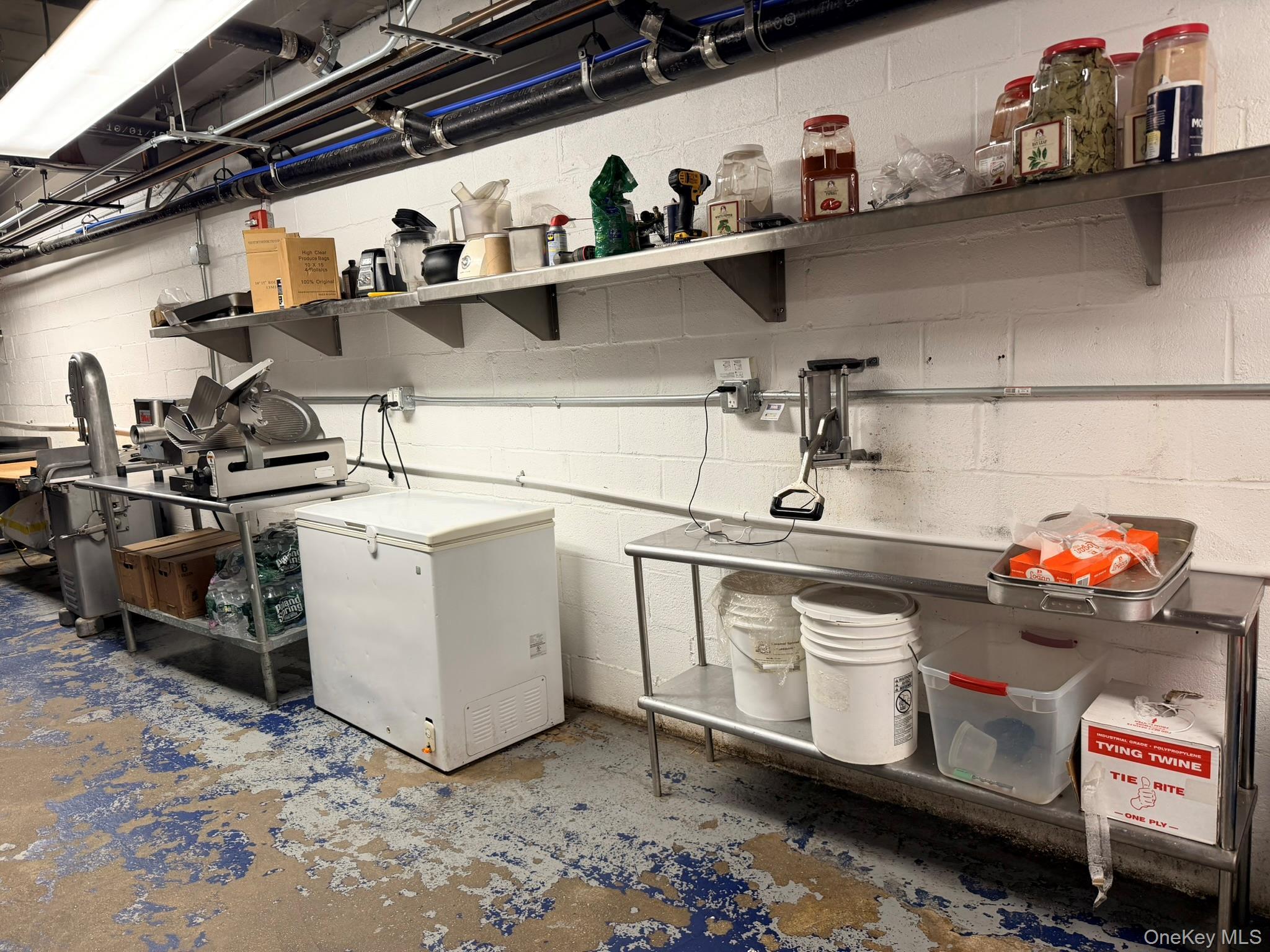 Commercial Sale N Park Avenue Nassau County, NY 11570, MLS-982283-23