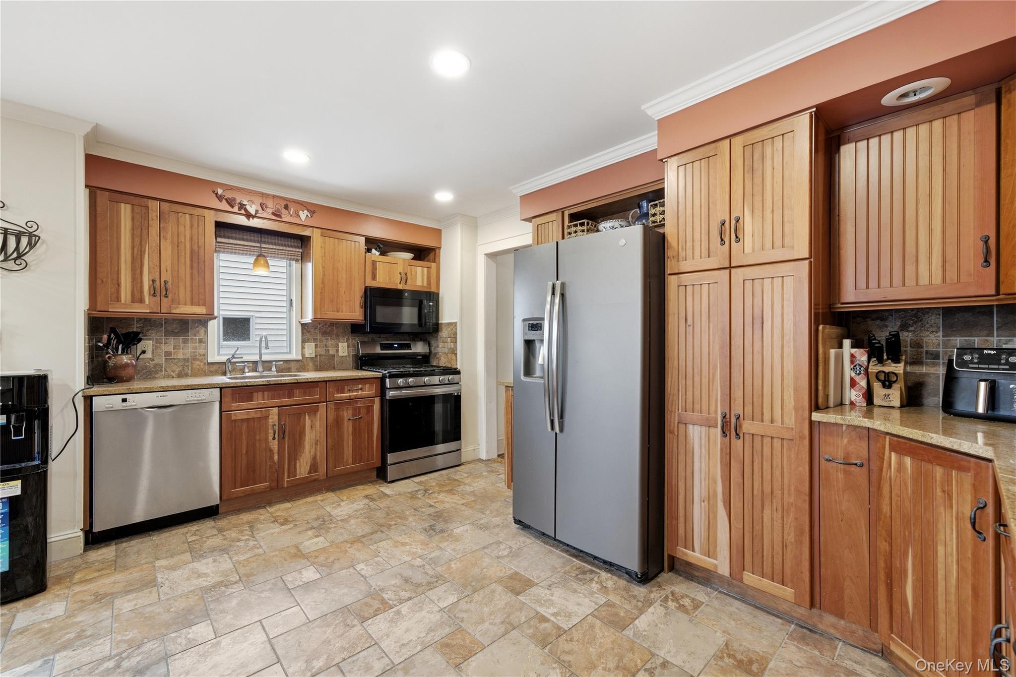 Single Family Church  Suffolk County, NY 11751, MLS-982285-18